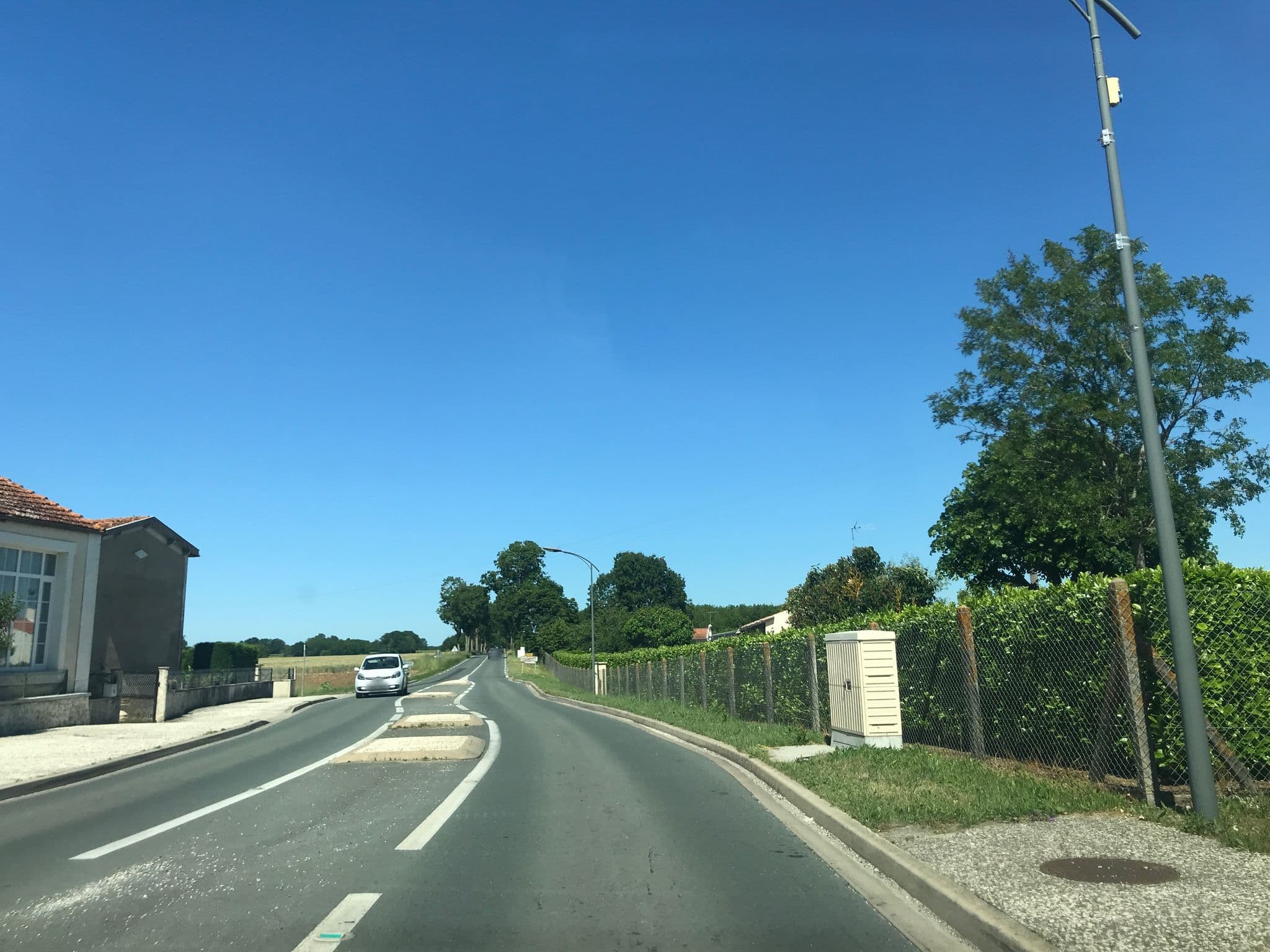 Street view near Les Lauriers, Gémozac — © pgiraud (CC BY-SA · Mapillary)