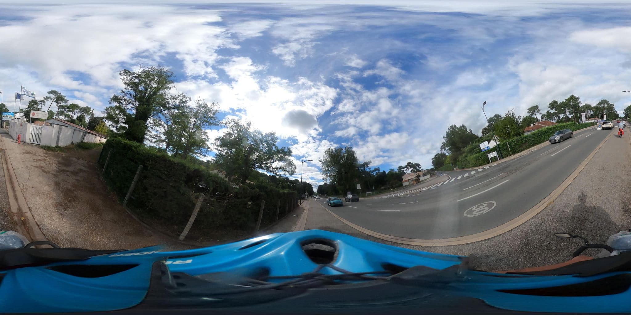 Street view near Résidence sous les Pins by Popinns, La Tremblade — © padididejurbise (CC BY-SA · Mapillary)