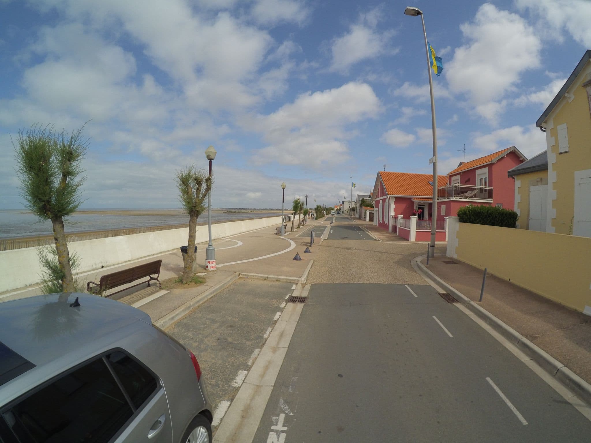 Street view near L'Acadie Saint Victor, Châtelaillon-Plage — © stephanep (CC BY-SA · Mapillary)