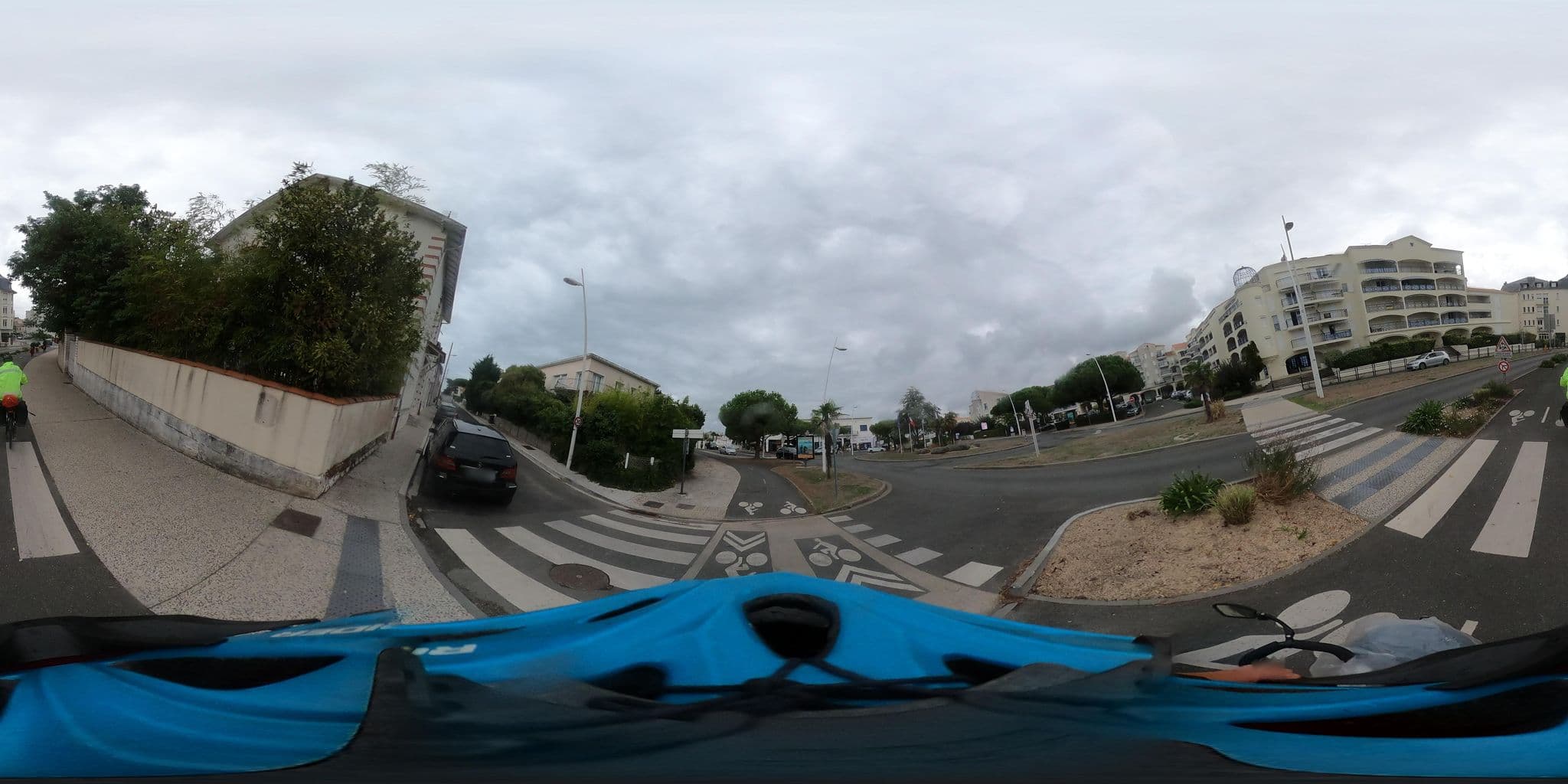 Street view near Résidence Lagrange Classic de Pontaillac Hôtel, Royan — © padididejurbise (CC BY-SA · Mapillary)