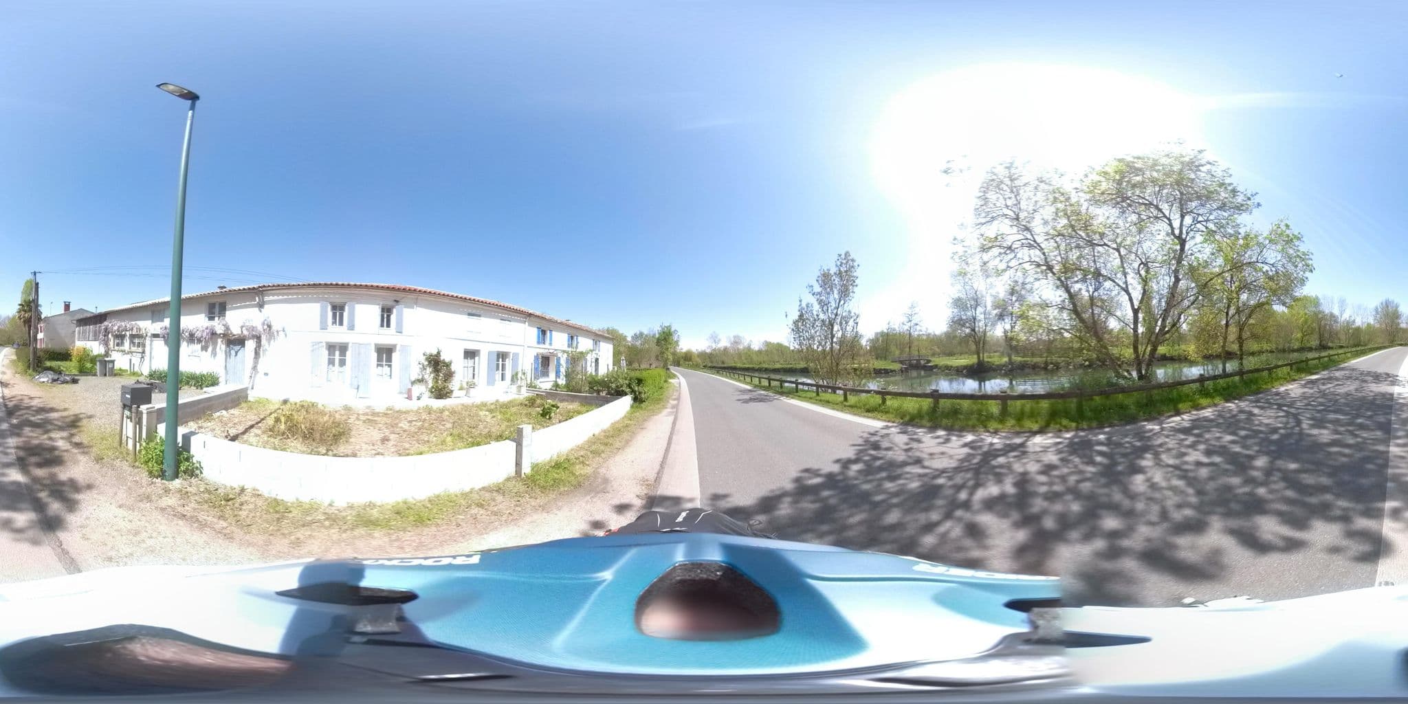 Street view near Le Logis du Heron, Coulon — © PierreV79 (CC BY-SA · Mapillary)