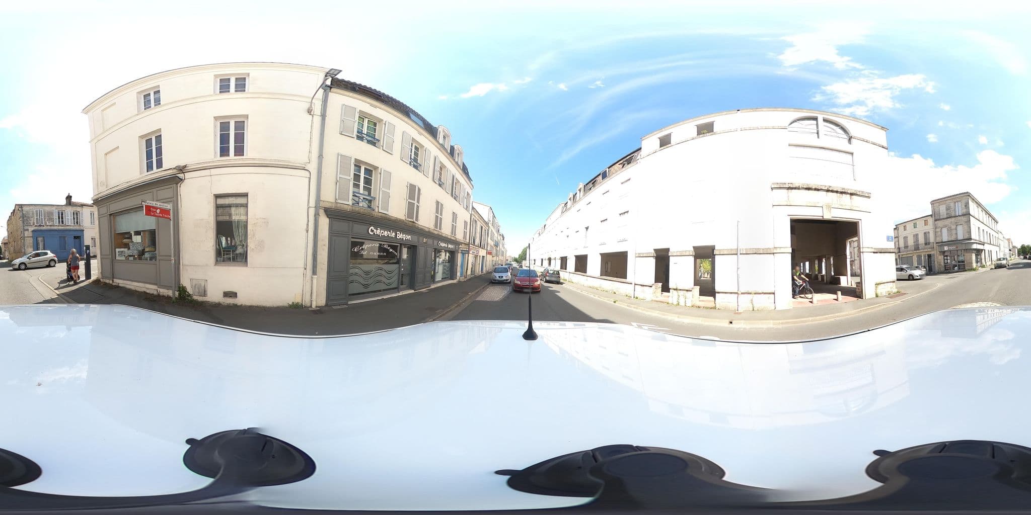 Street view near Vérité Christian, Rochefort — © olivierb (CC BY-SA · Mapillary)