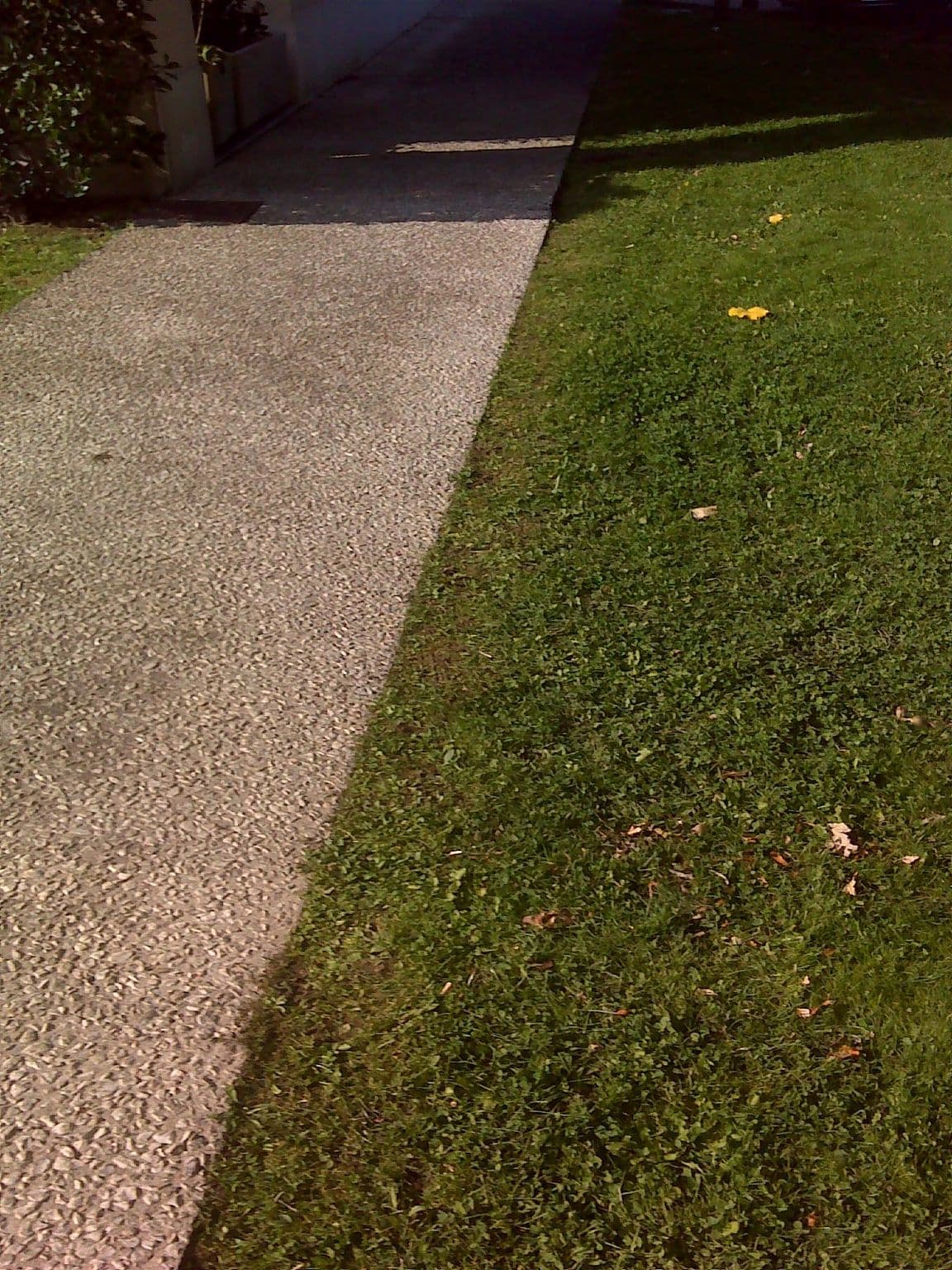 Street view near Appartement Résidence Jardins de Bougainville, Rochefort — © bernardvoyageur (CC BY-SA · Mapillary)