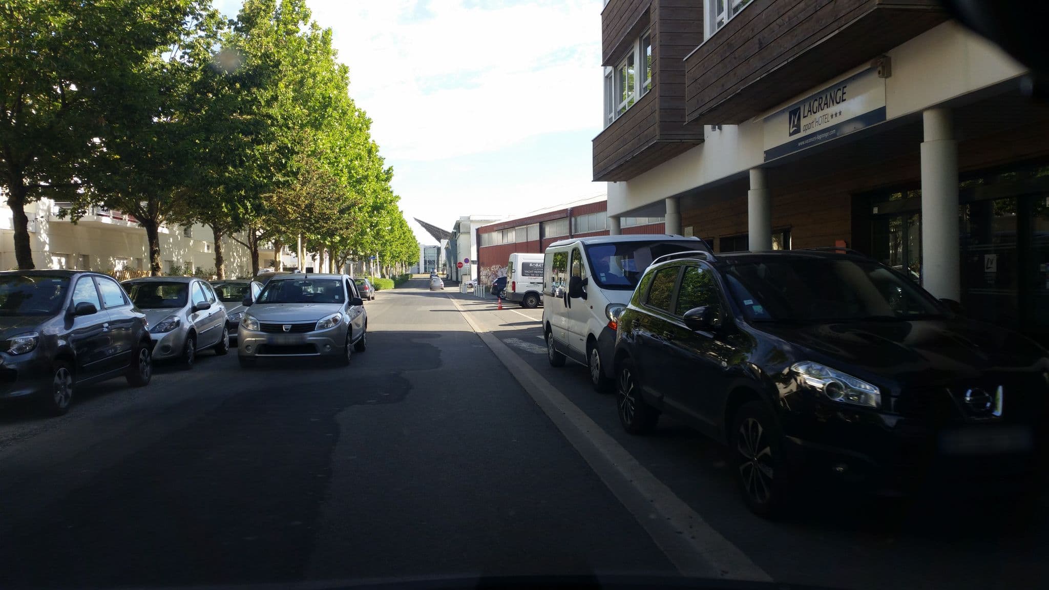 Street view near Lagrange Apartl'hotel Escale Marine, La Rochelle — © geo50 (CC BY-SA · Mapillary)