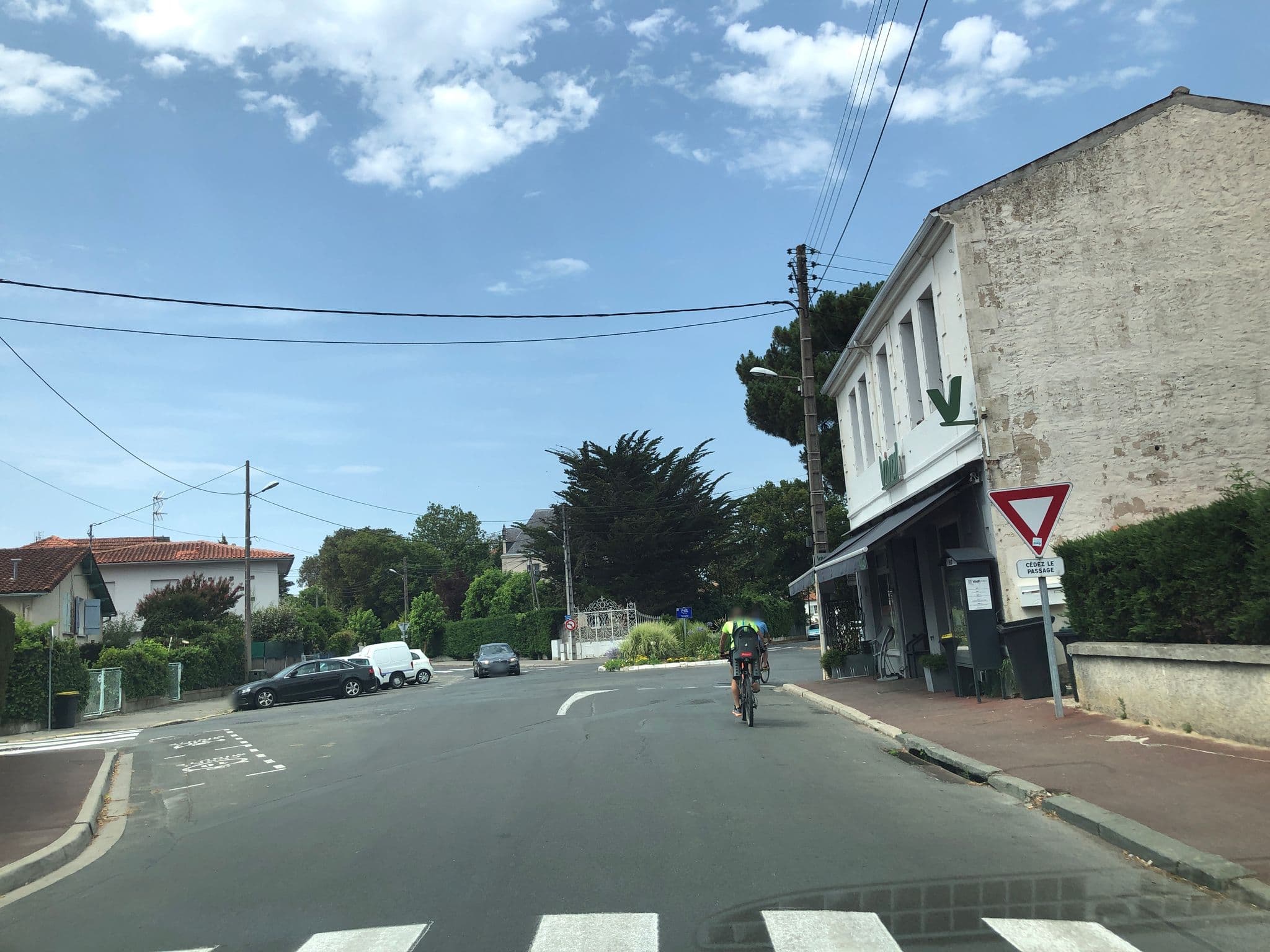Street view near Résidence Nathalie, Royan — © cquest (CC BY-SA · Mapillary)