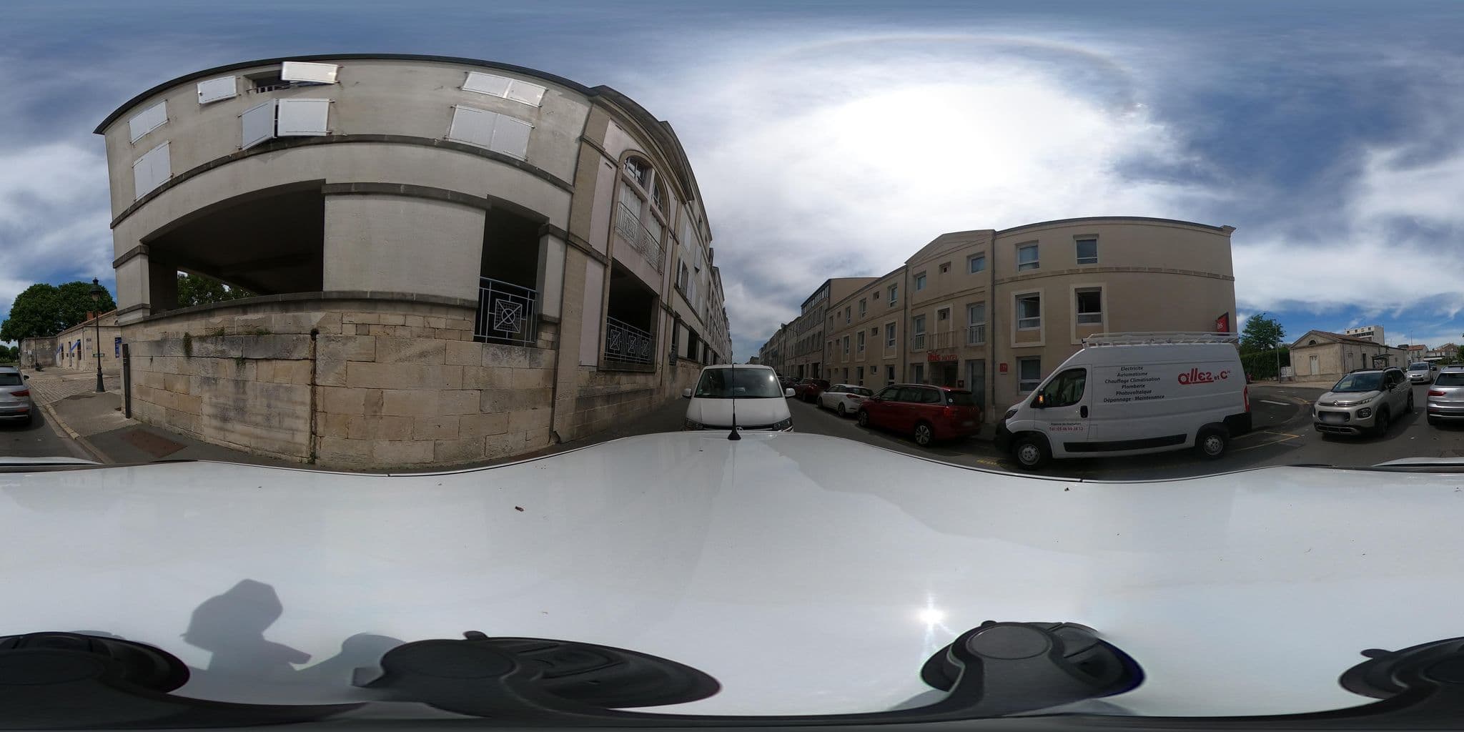 Street view near ibis Rochefort, Rochefort — © olivierb (CC BY-SA · Mapillary)