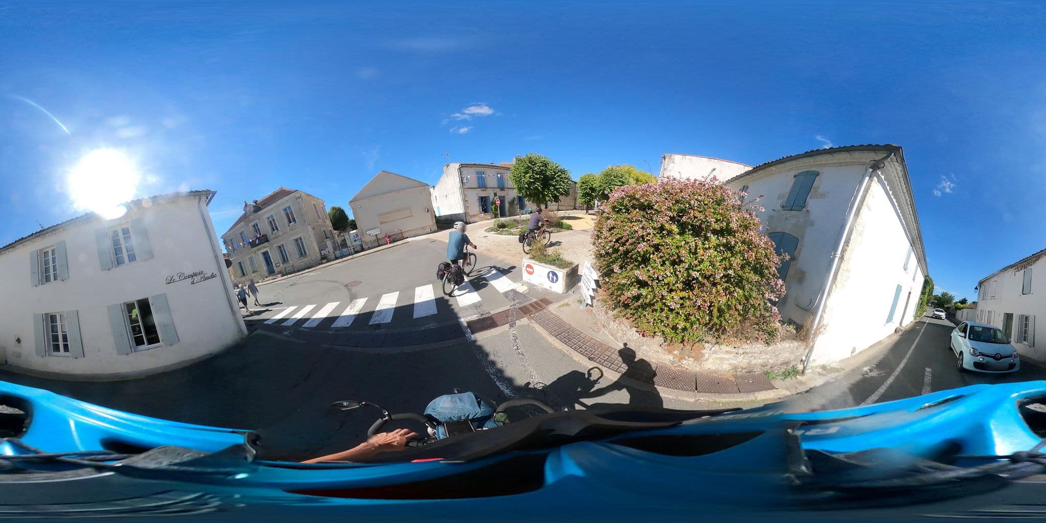 Street view near Le Mornac, Chaillevette — © padididejurbise (CC BY-SA · Mapillary)