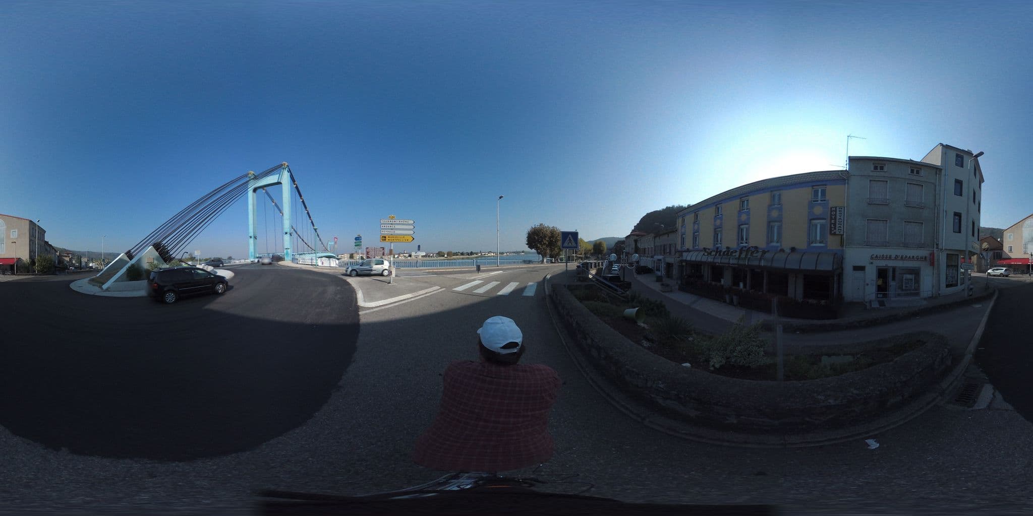 Street view near Hôtel Schaeffer, Serrières — © geovelo (CC BY-SA · Mapillary)
