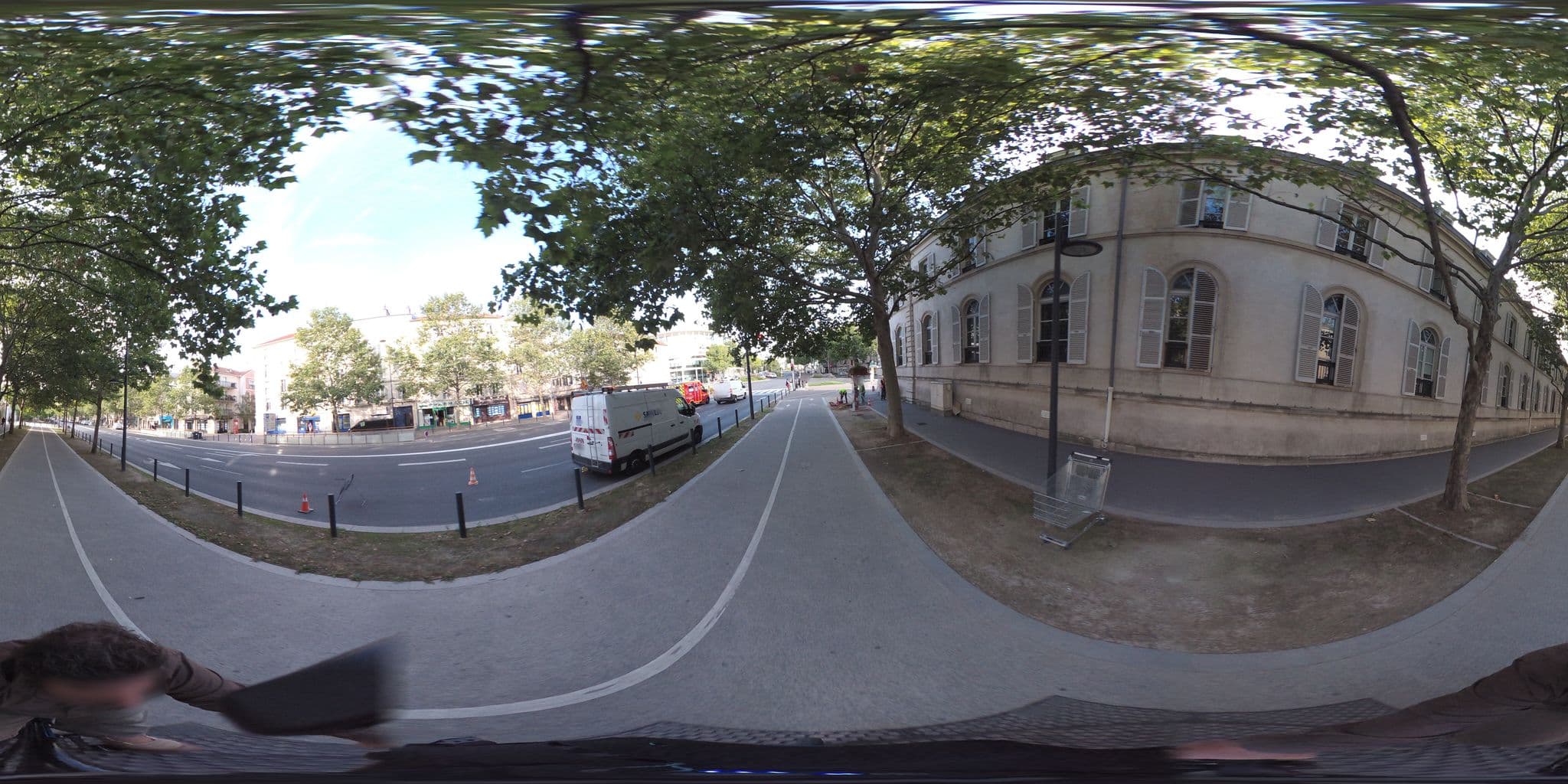 Street view near Au Petit Caporal, Saint-Maurice — © geovelo (CC BY-SA · Mapillary)
