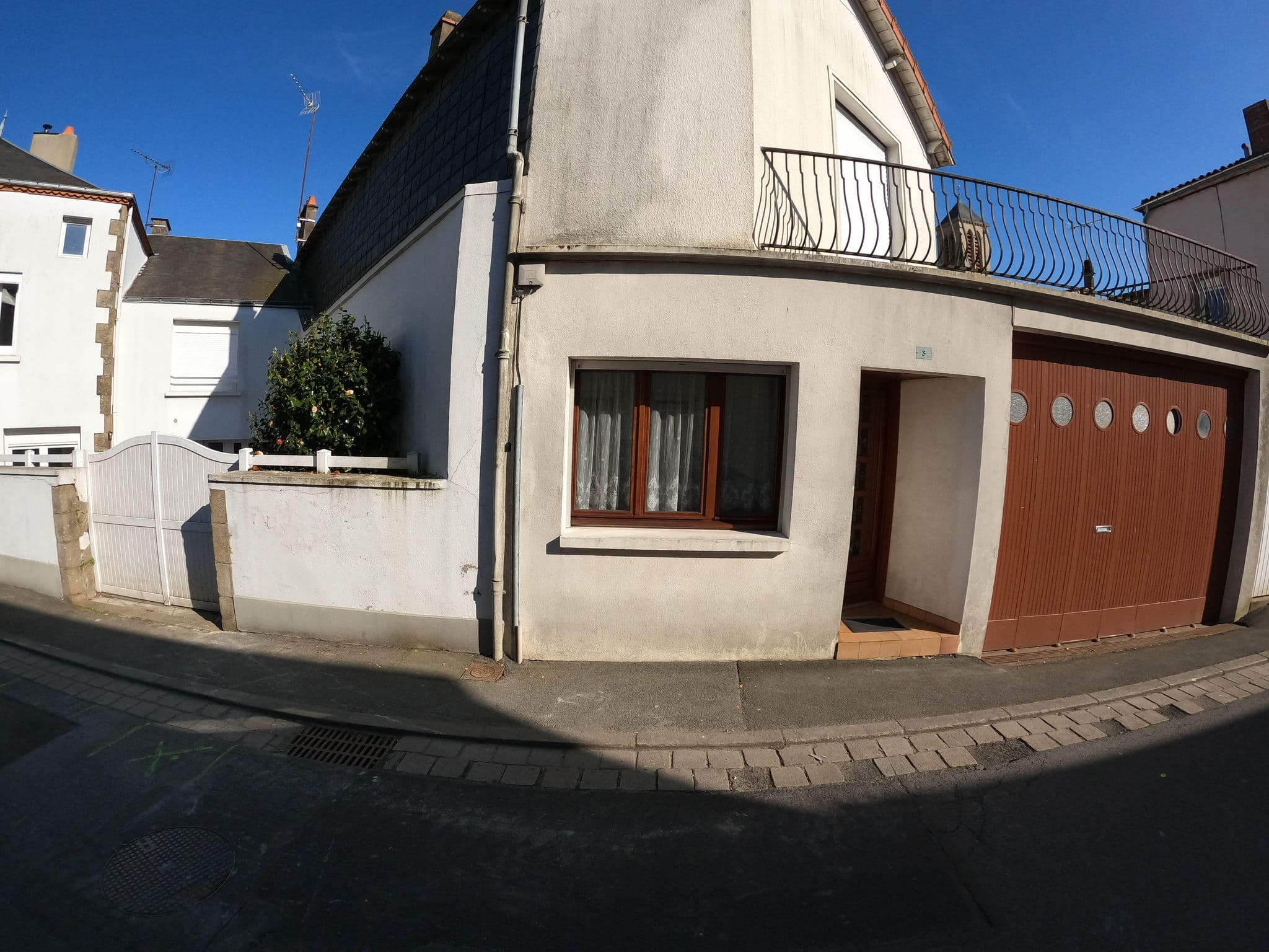 Street view near Clos Fleuri, La Verrie — © stephanep (CC BY-SA · Mapillary)