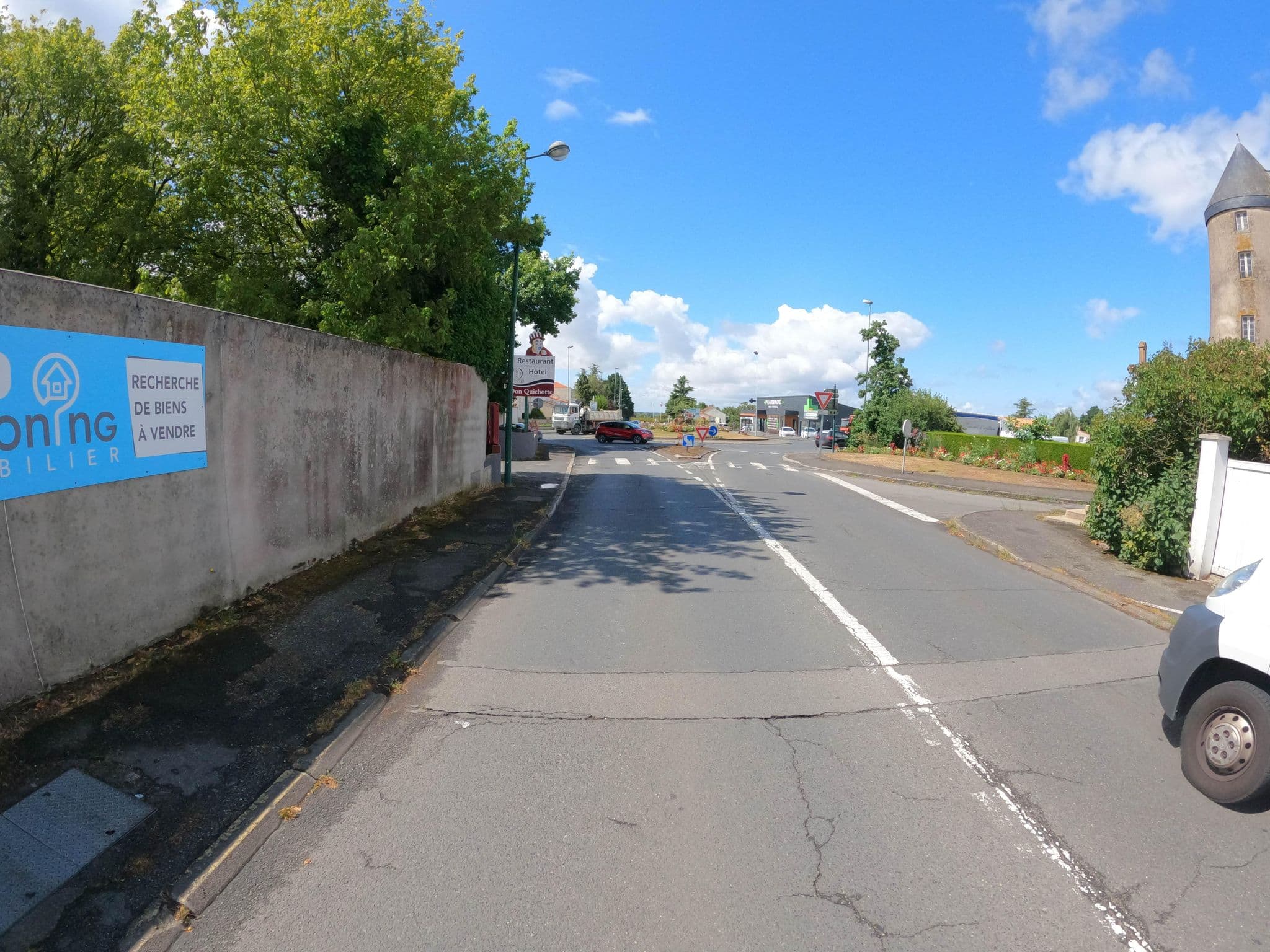 Street view near Quintard, Vallet — © stephanep (CC BY-SA · Mapillary)