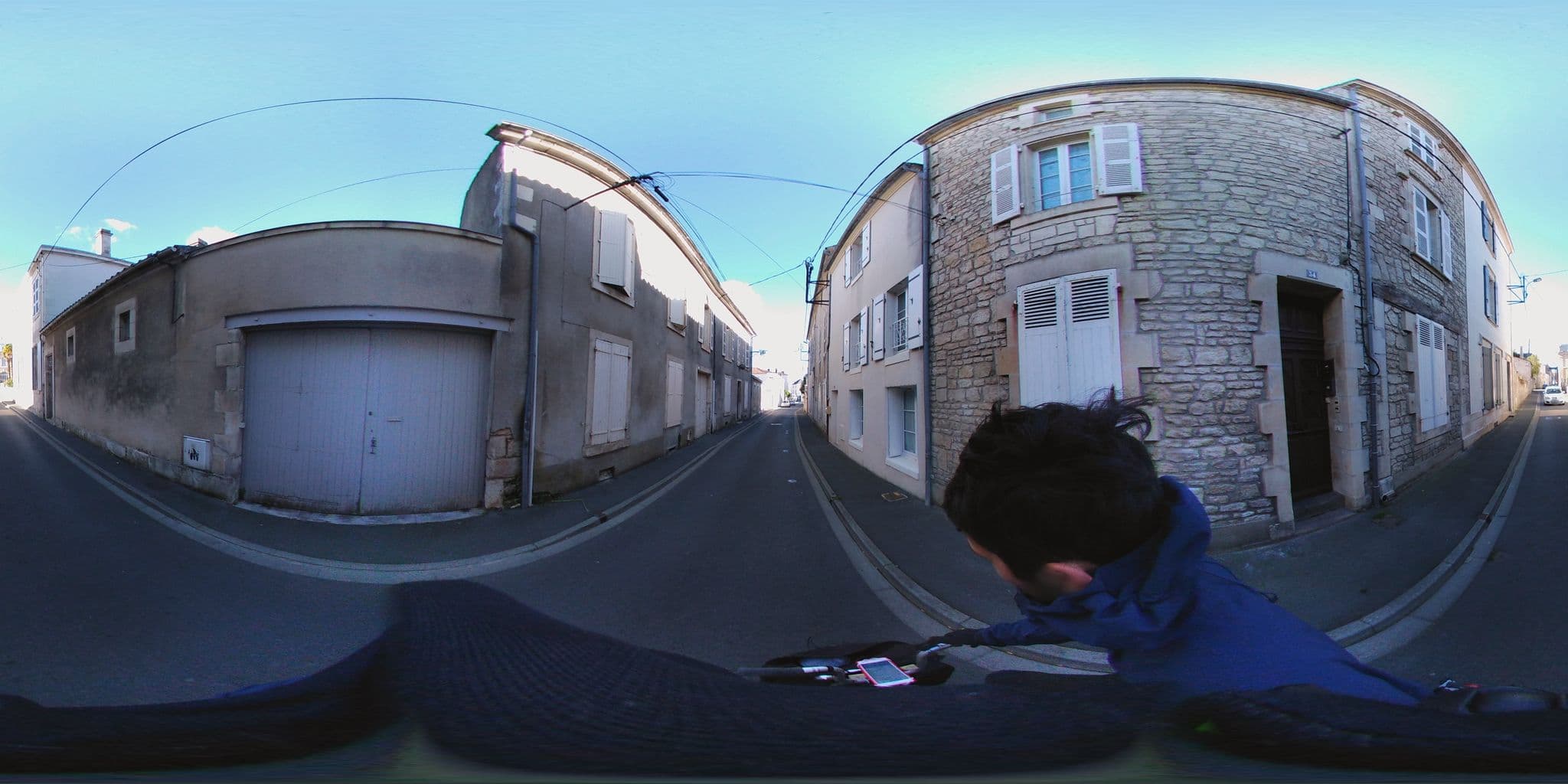 Street view near Maison d'Hötes l'Esprit des Lieux, Luçon — © c_mobilite (CC BY-SA · Mapillary)