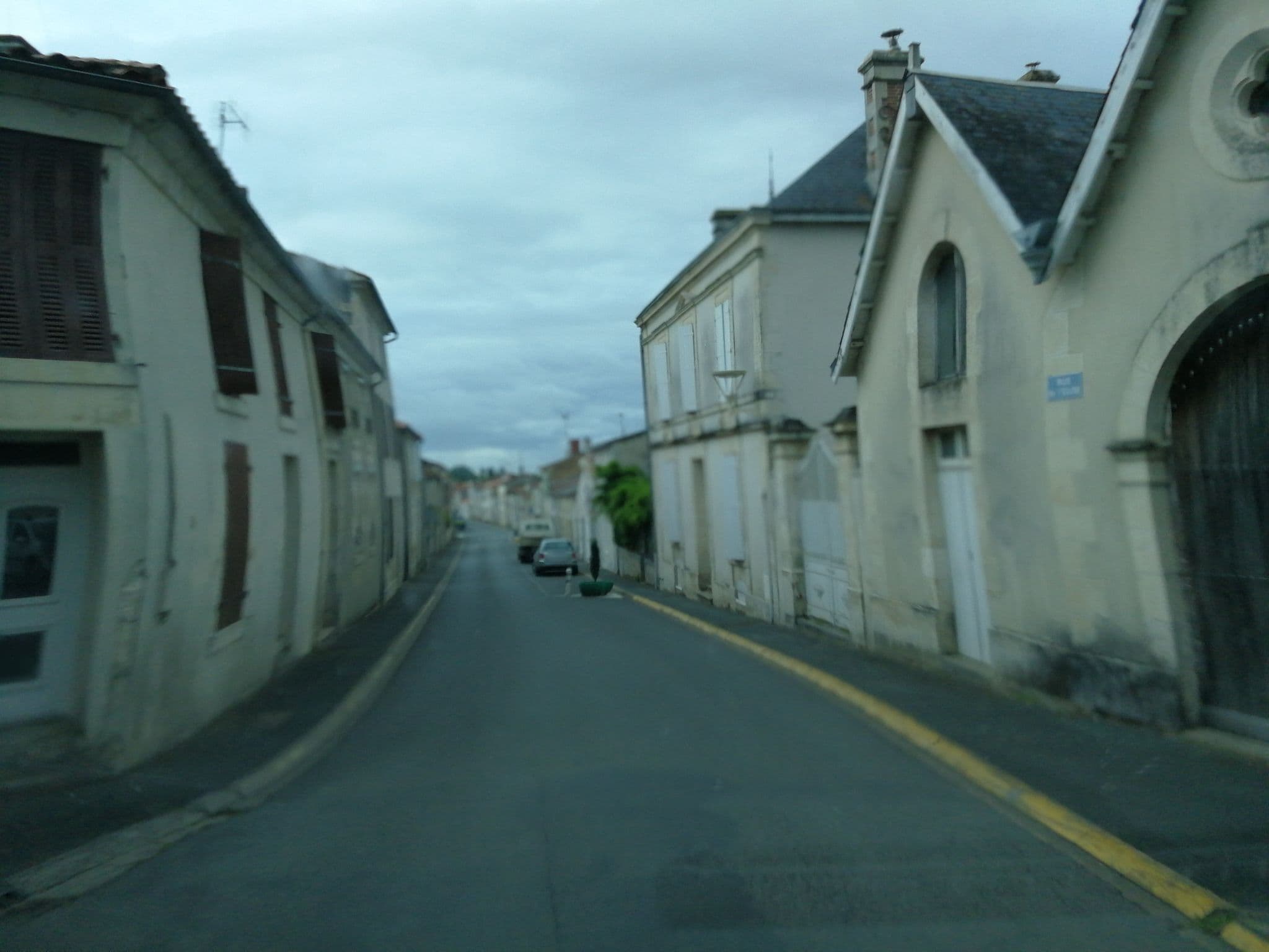 Street view near Hôtel Château de la Sebrandière, Vix — © jerome_pietri (CC BY-SA · Mapillary)