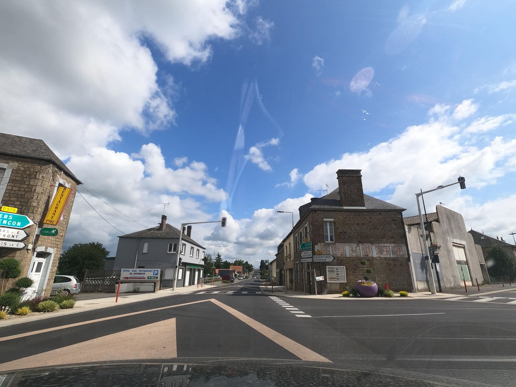 Street view near Hôtel de Normandie, Le Teilleul — © uwekoch (CC BY-SA · Mapillary)