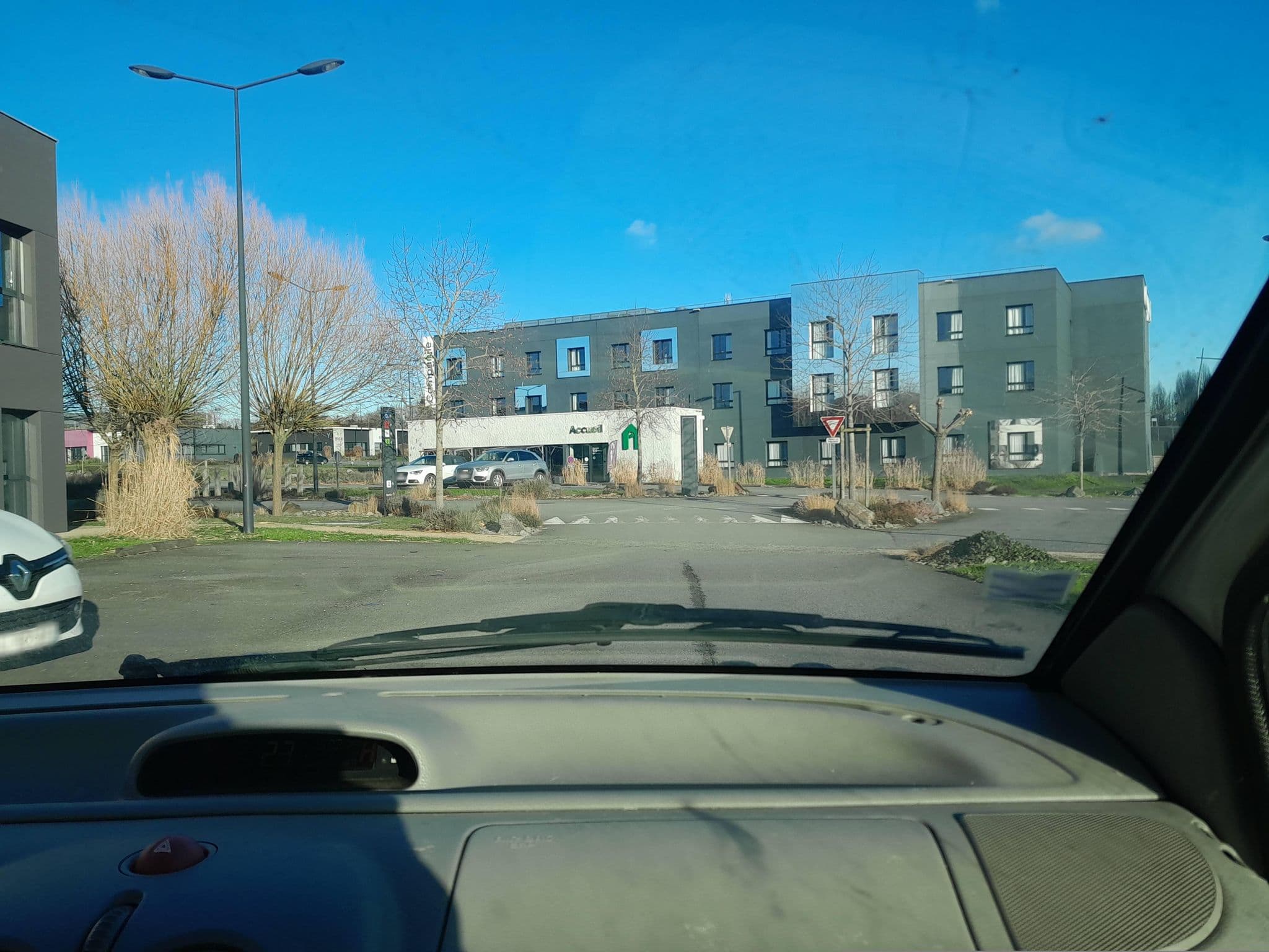 Street view near Campanile Laval Nord, Laval — © hautetension08 (CC BY-SA · Mapillary)