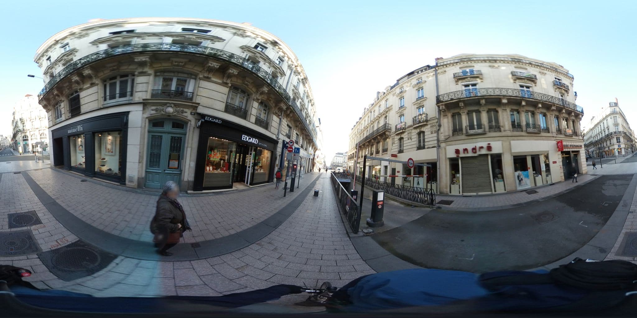 Street view near TUI STORE, Angers — © c_mobilite (CC BY-SA · Mapillary)