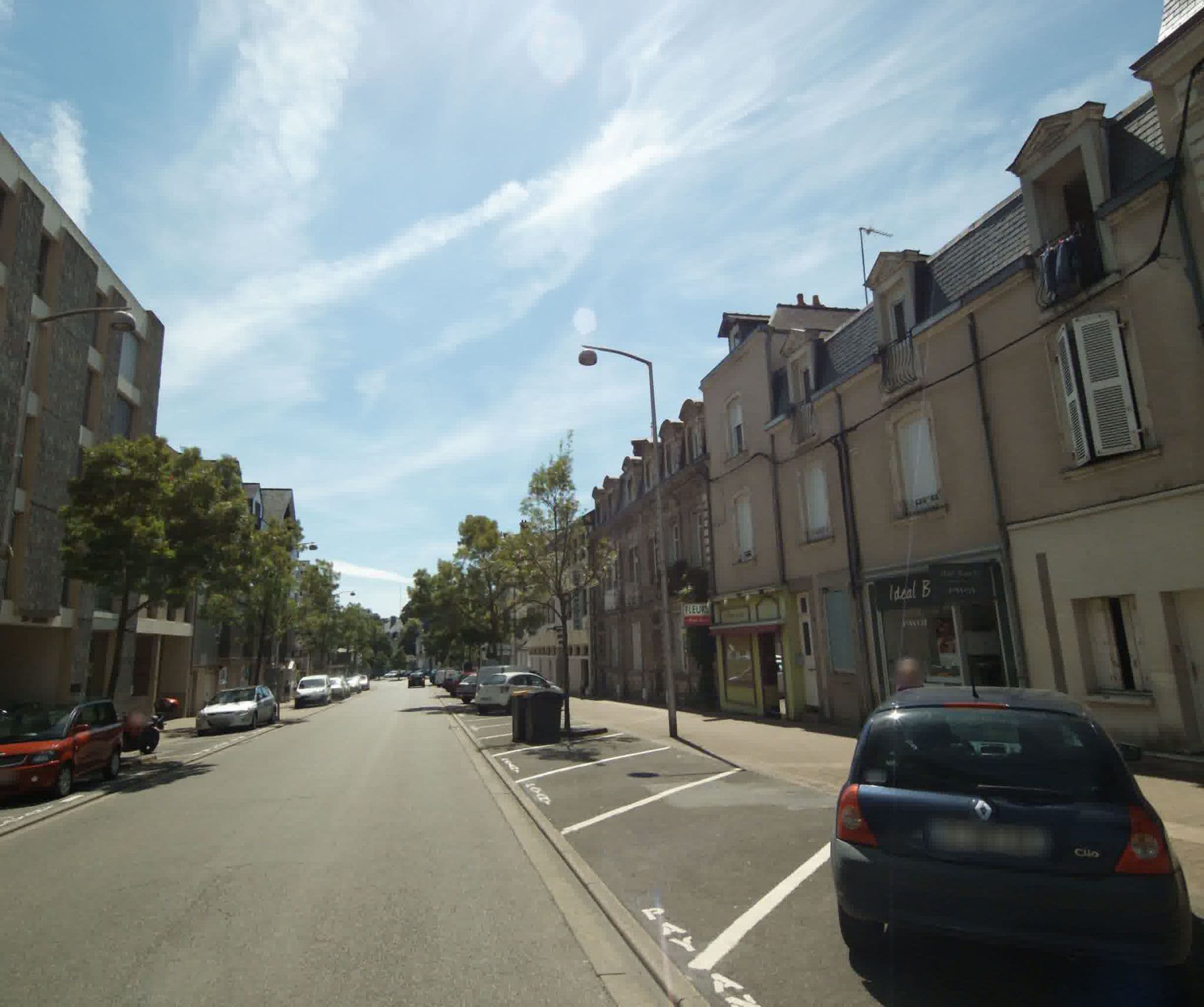 Street view near Résidence Solferino, Laval — © sogefi (CC BY-SA · Mapillary)