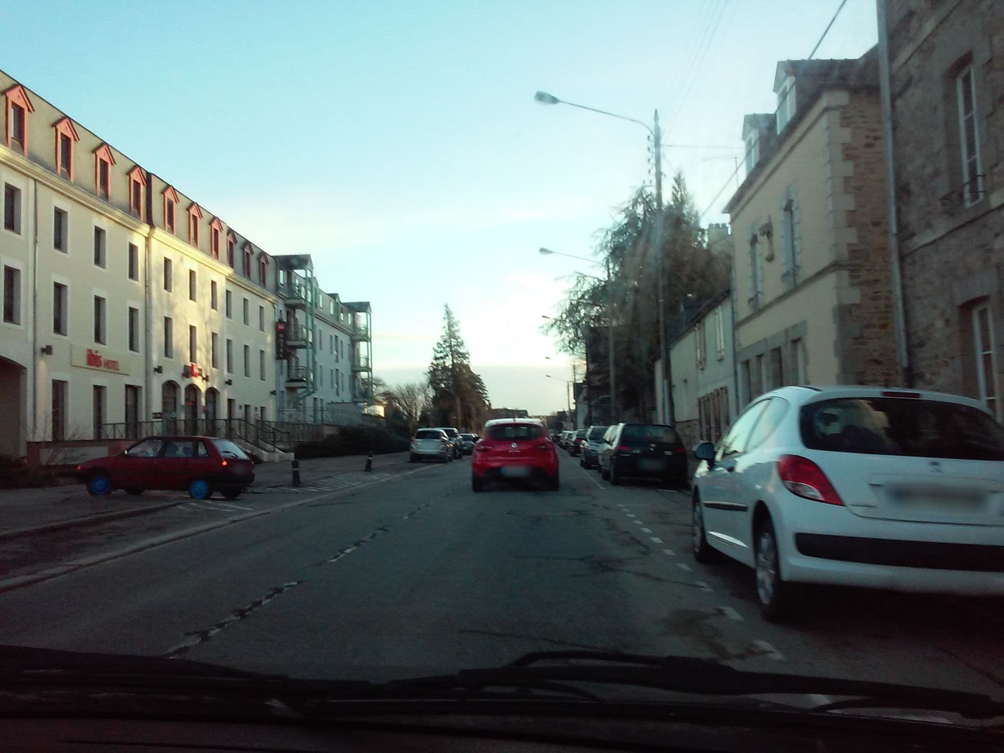 Street view near Appart Hôtel Vitré, Vitré — © pymouss (CC BY-SA · Mapillary)