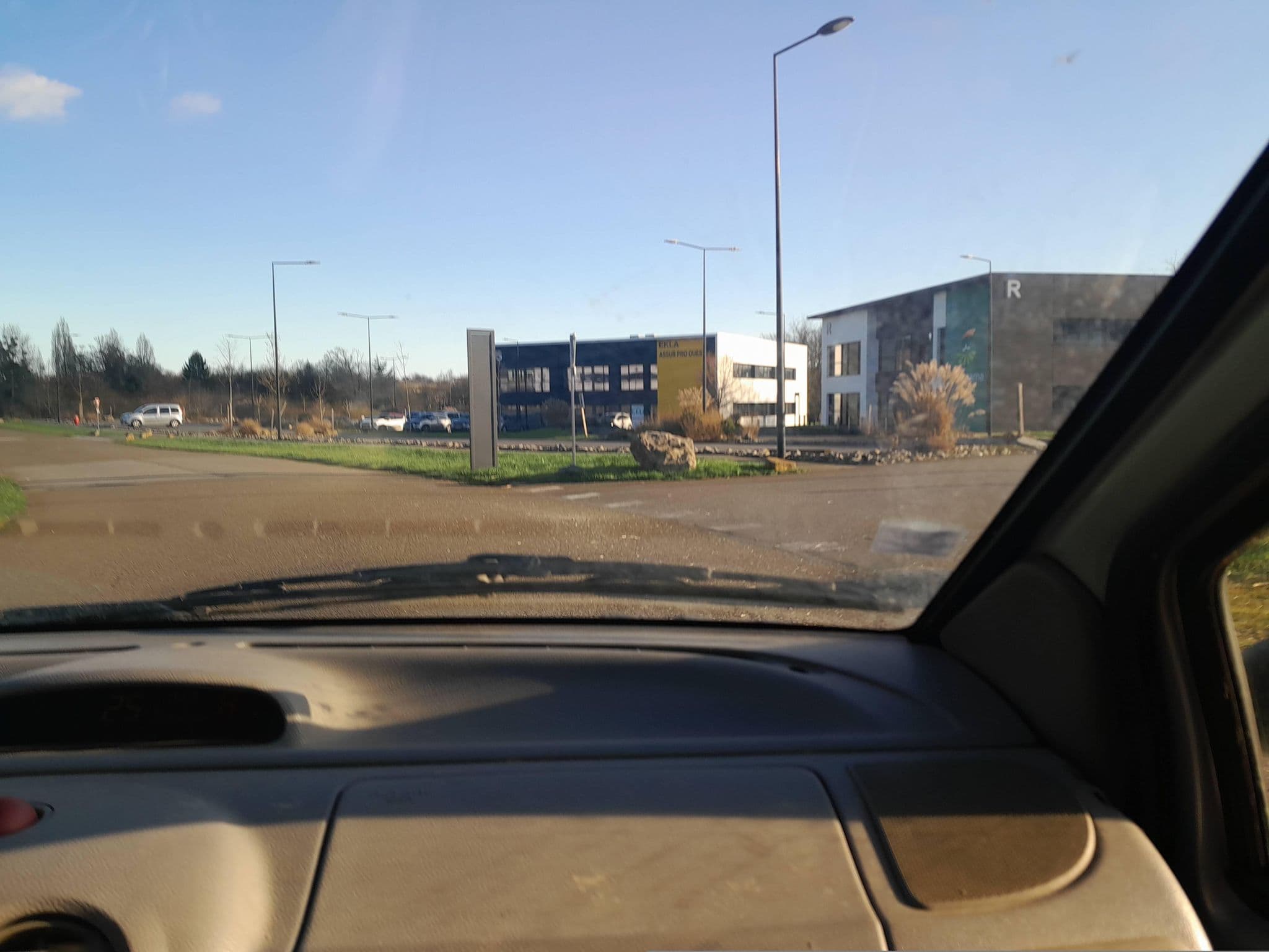 Street view near Companil Laval Nord, Laval — © hautetension08 (CC BY-SA · Mapillary)