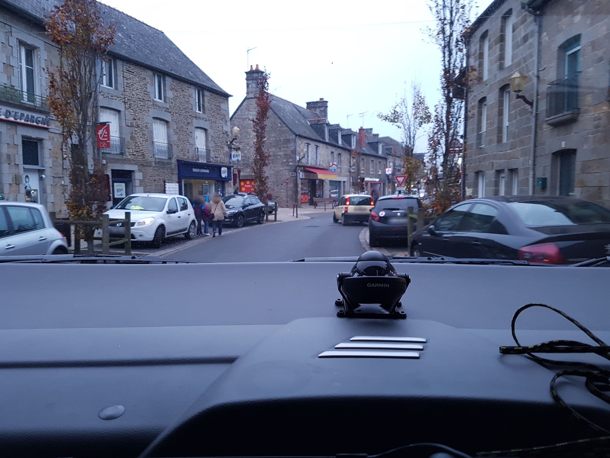Street view near Inter Hôtel Le Lien d'Or, Saint-Brice-en-Coglès — © bernardvoyageur (CC BY-SA · Mapillary)