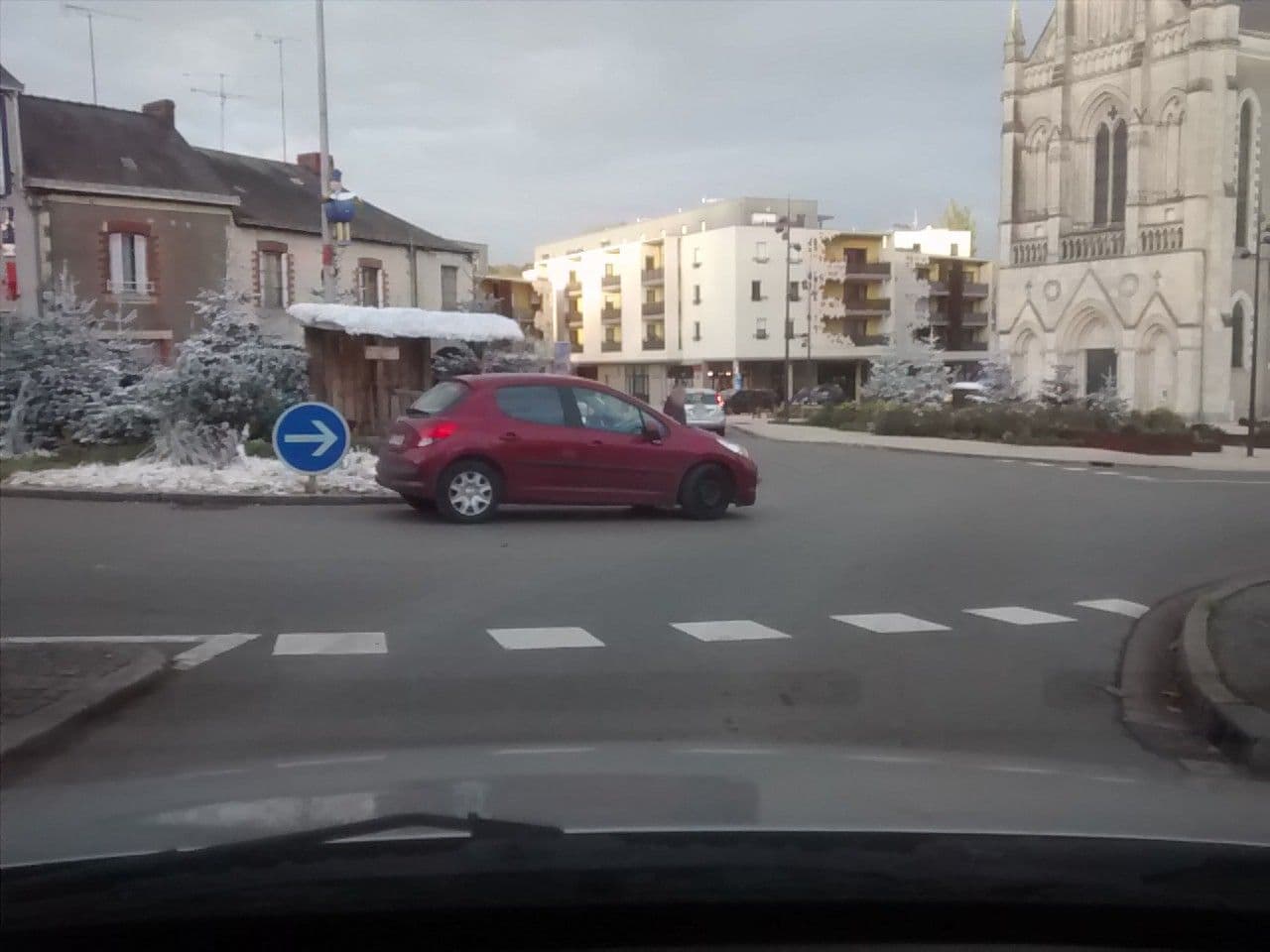 Street view near Pichereau Richard, Laval — © kioska_journo (CC BY-SA · Mapillary)