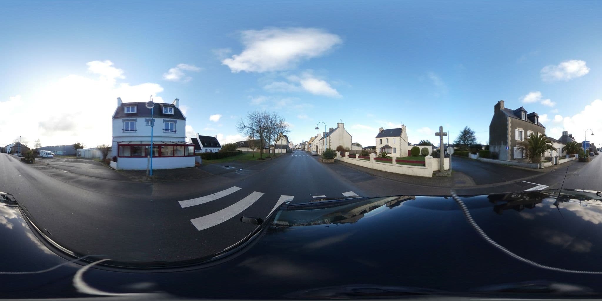 Street view near Le Trident, Plouescat — © c_mobilite (CC BY-SA · Mapillary)