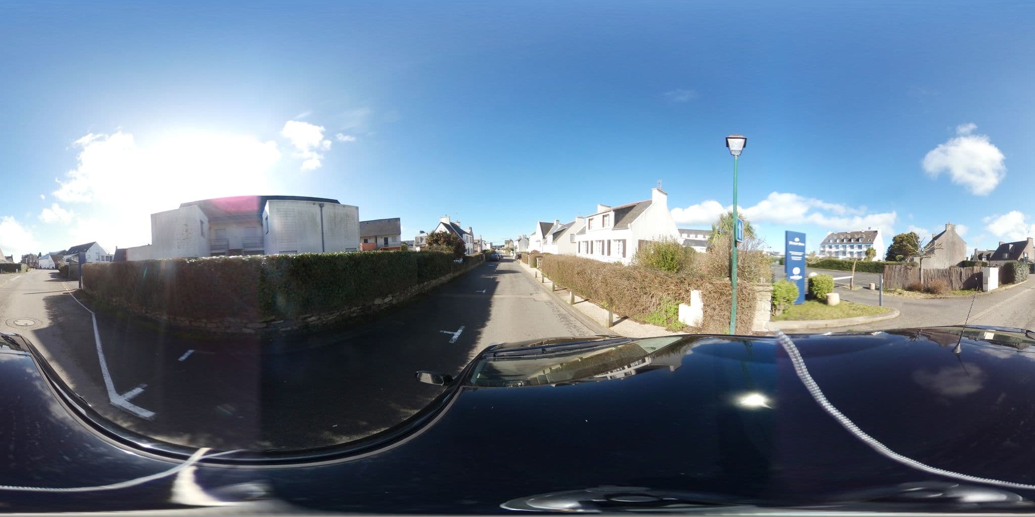 Street view near Résidences Tulip Inn Valdys Resort, Roscoff — © c_mobilite (CC BY-SA · Mapillary)
