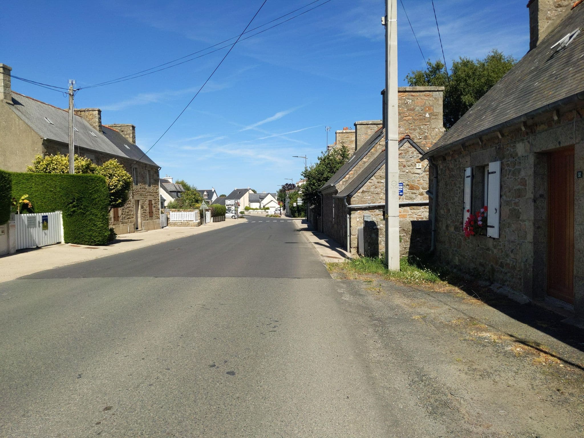 Street view near Baradoz ar mor, Pleubian — © alixun (CC BY-SA · Mapillary)