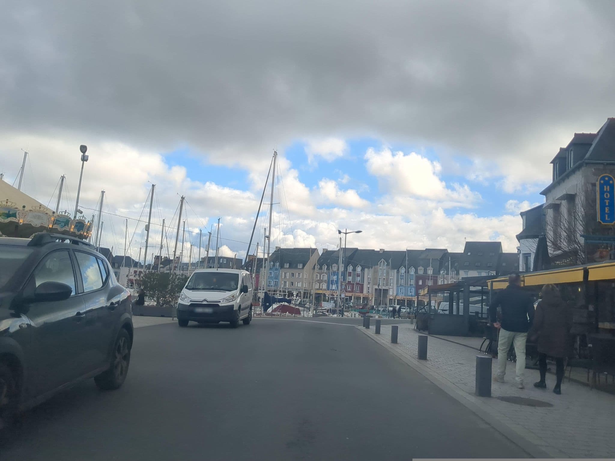 Street view near Le Repaire de Kerroc'h, Paimpol — © alixun (CC BY-SA · Mapillary)