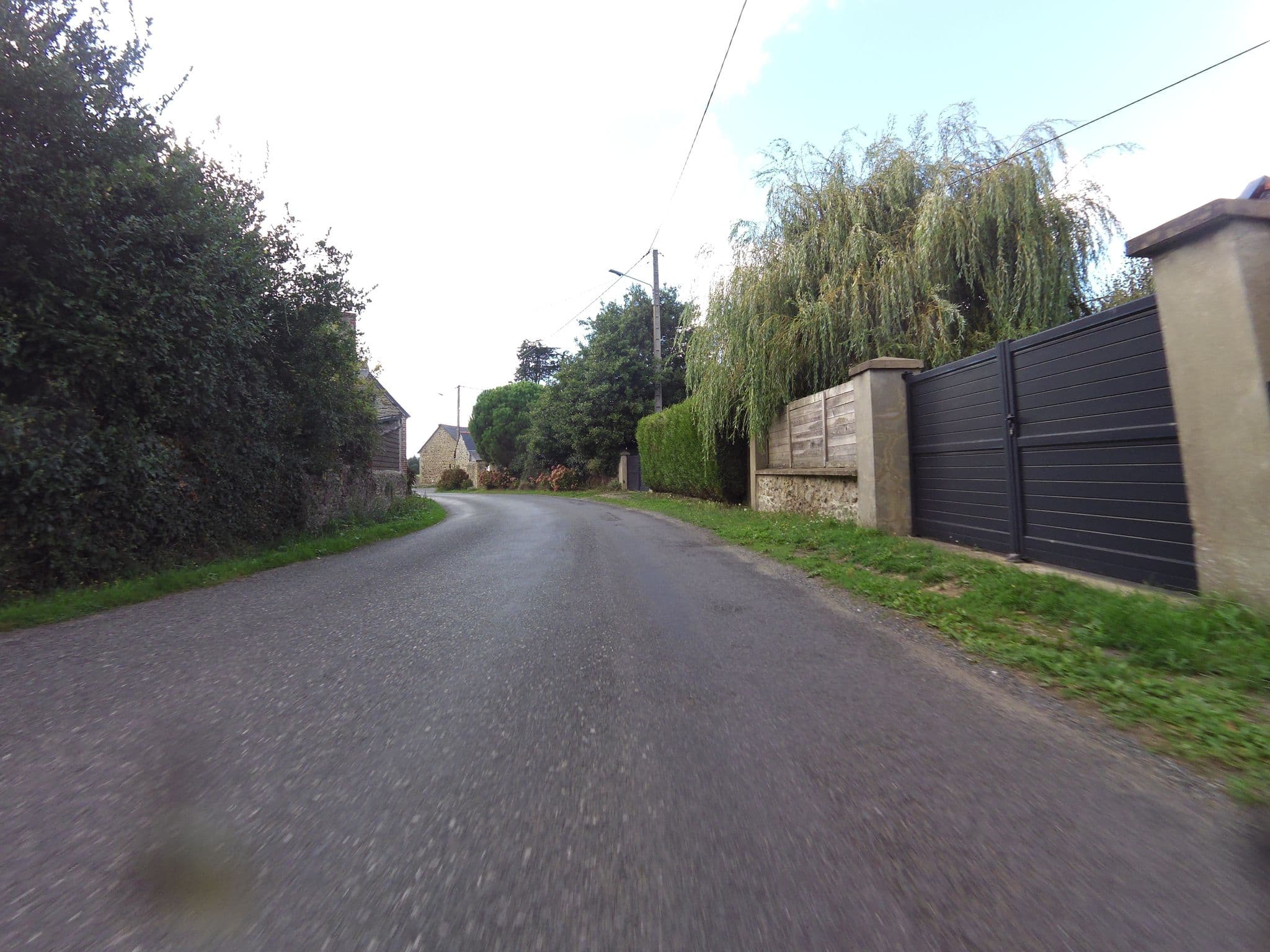 Street view near Les Cirés Jaunes, Plouha — © hamlet (CC BY-SA · Mapillary)