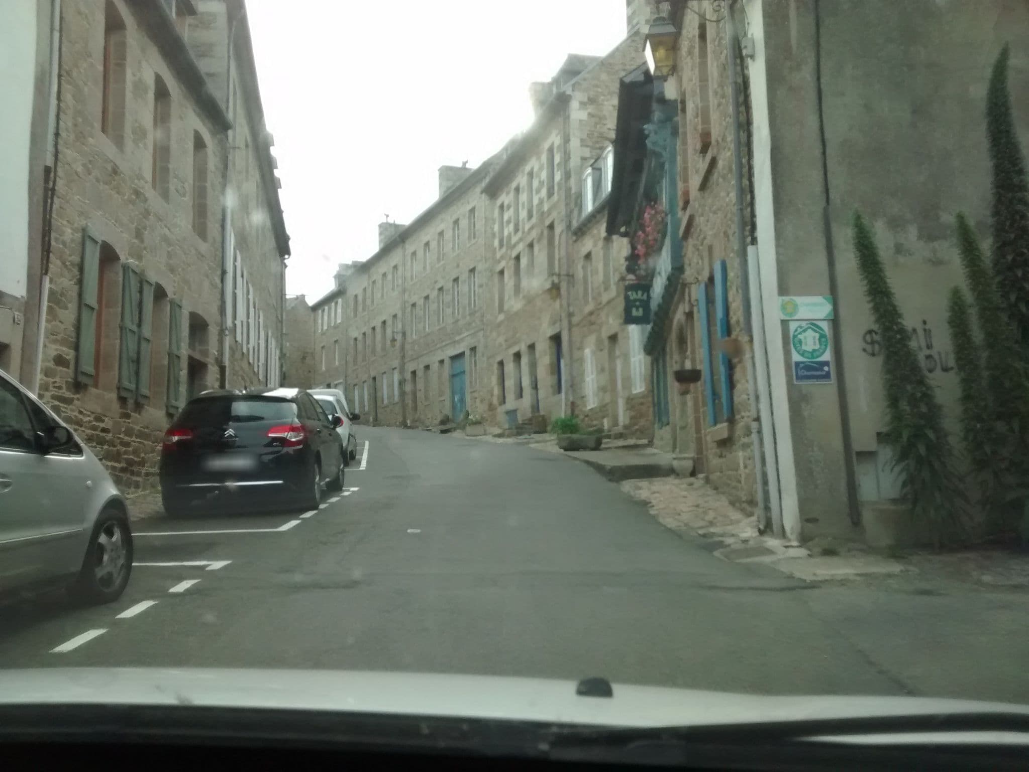 Street view near Tara, Tréguier — © mgageo (CC BY-SA · Mapillary)