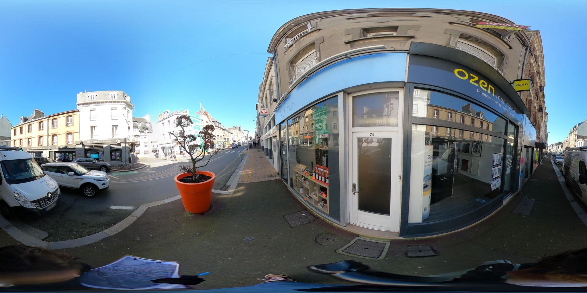 Street view near TUI STORE, Granville — © arteragence (CC BY-SA · Mapillary)