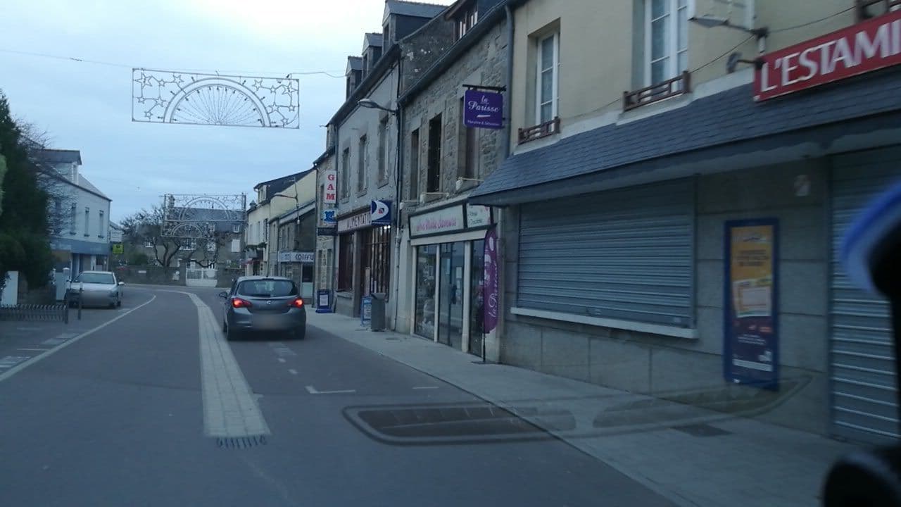 Street view near La Villa Gervaiserie, Réville — © lga (CC BY-SA · Mapillary)