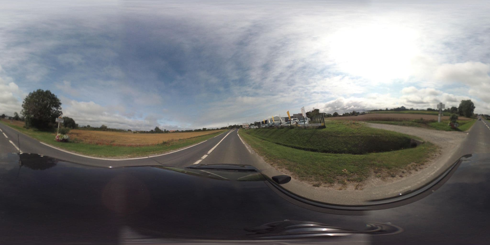 Street view near Auberge AU Petit Mareyeur Hotel Grandcamp-Maisy, Grandcamp-Maisy — © arteragence (CC BY-SA · Mapillary)