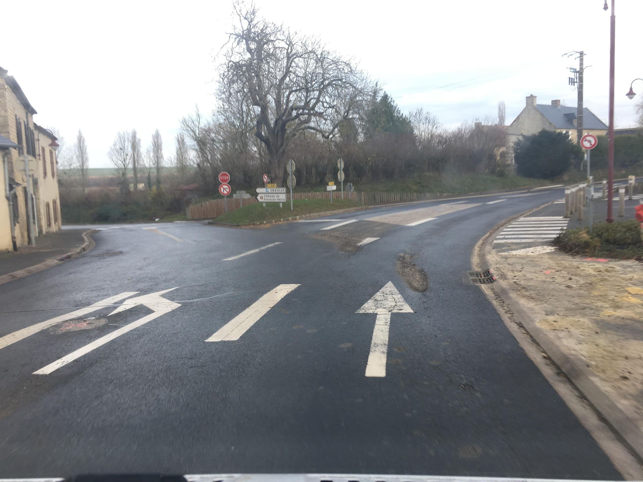 Street view near Francois-Chauvin Anne, Creully — © raymond (CC BY-SA · Mapillary)
