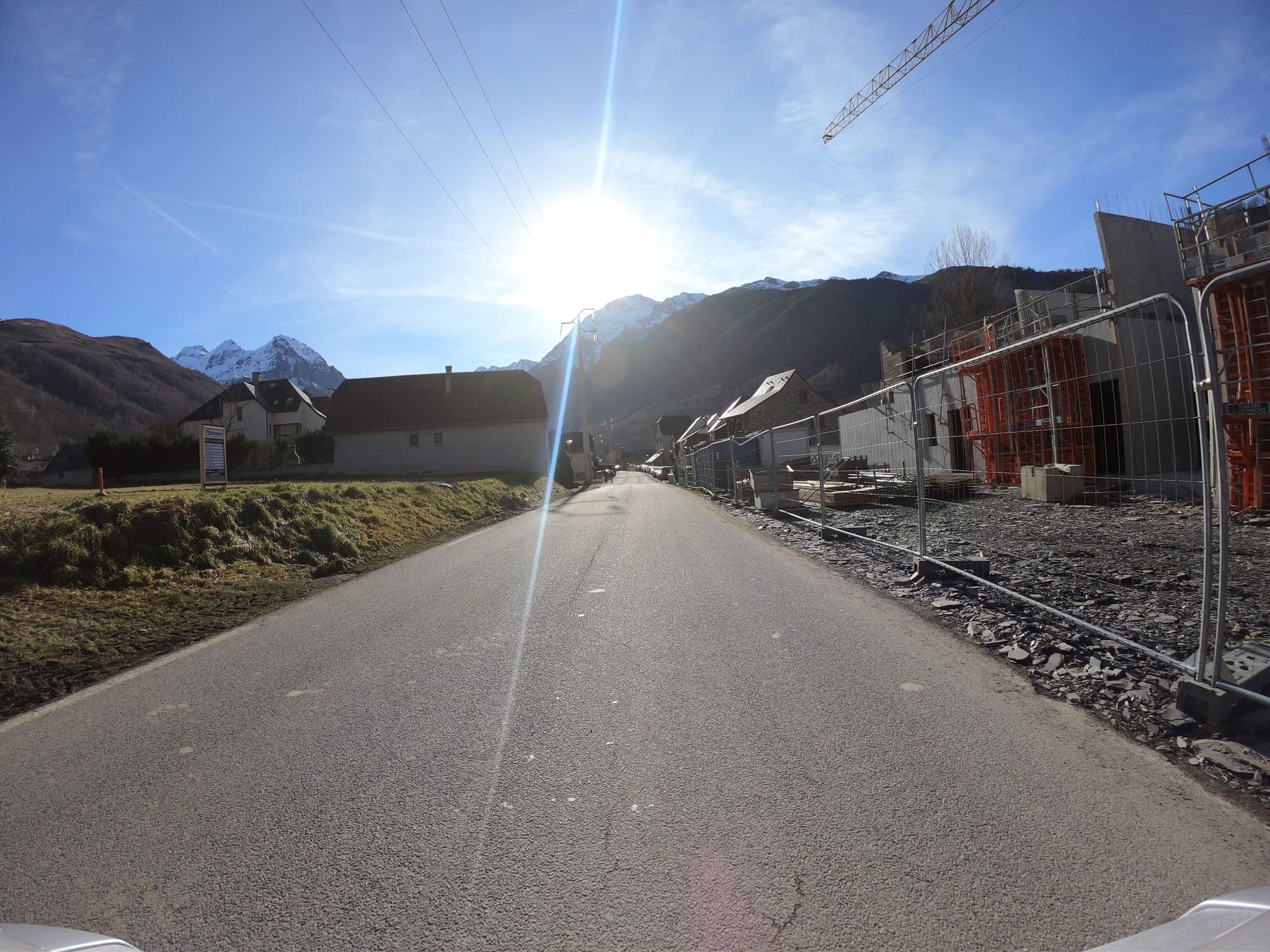 Street view near Les fontaines de Toscany, Saint-Lary-Soulan — © joostjakob (CC BY-SA · Mapillary)