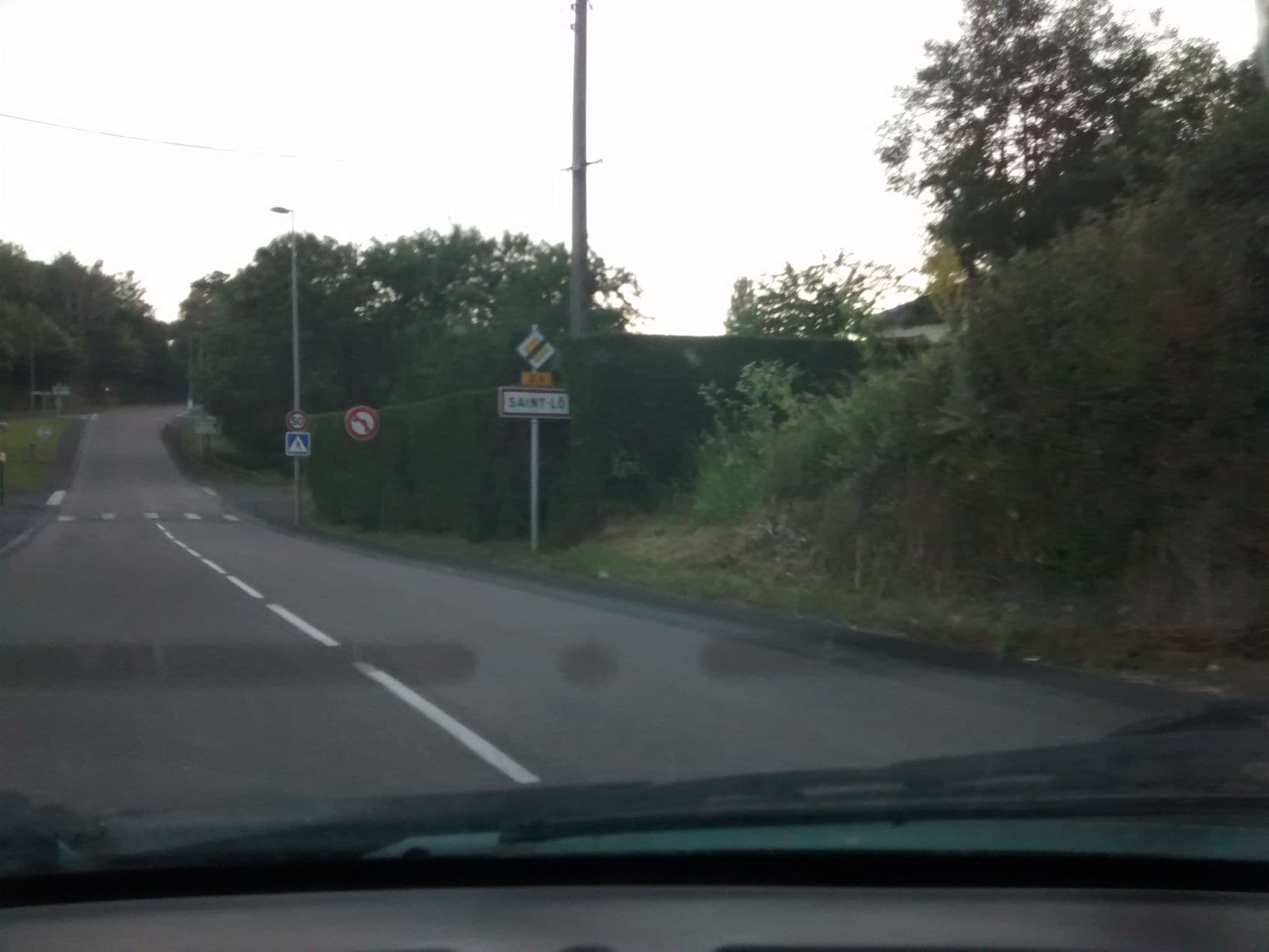 Street view near Enee Germaine, Saint-Lô — © xfigpower (CC BY-SA · Mapillary)