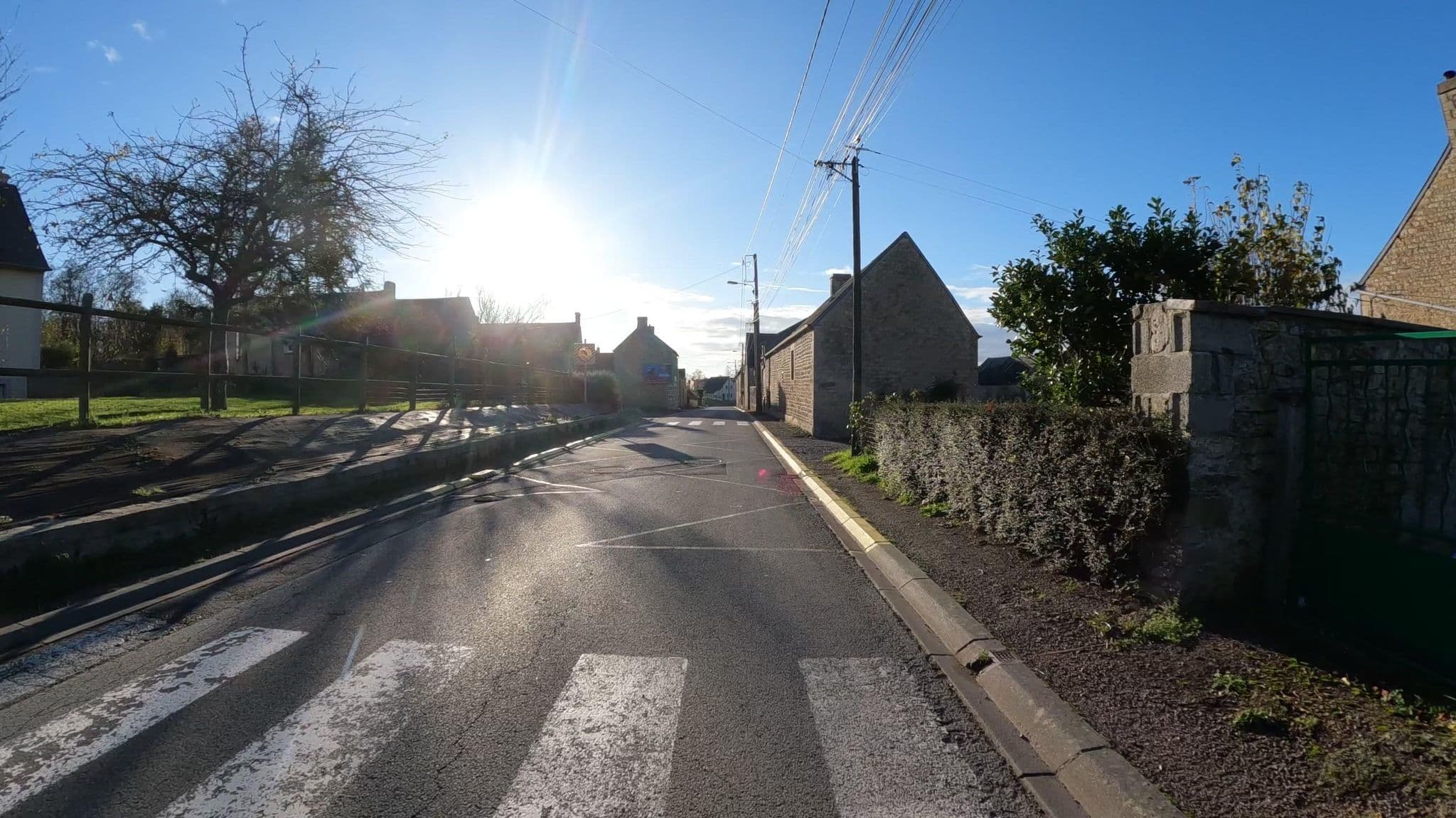 Street view near Baratte Nelly, Tilly-sur-Seulles — © Derailleurs (CC BY-SA · Mapillary)