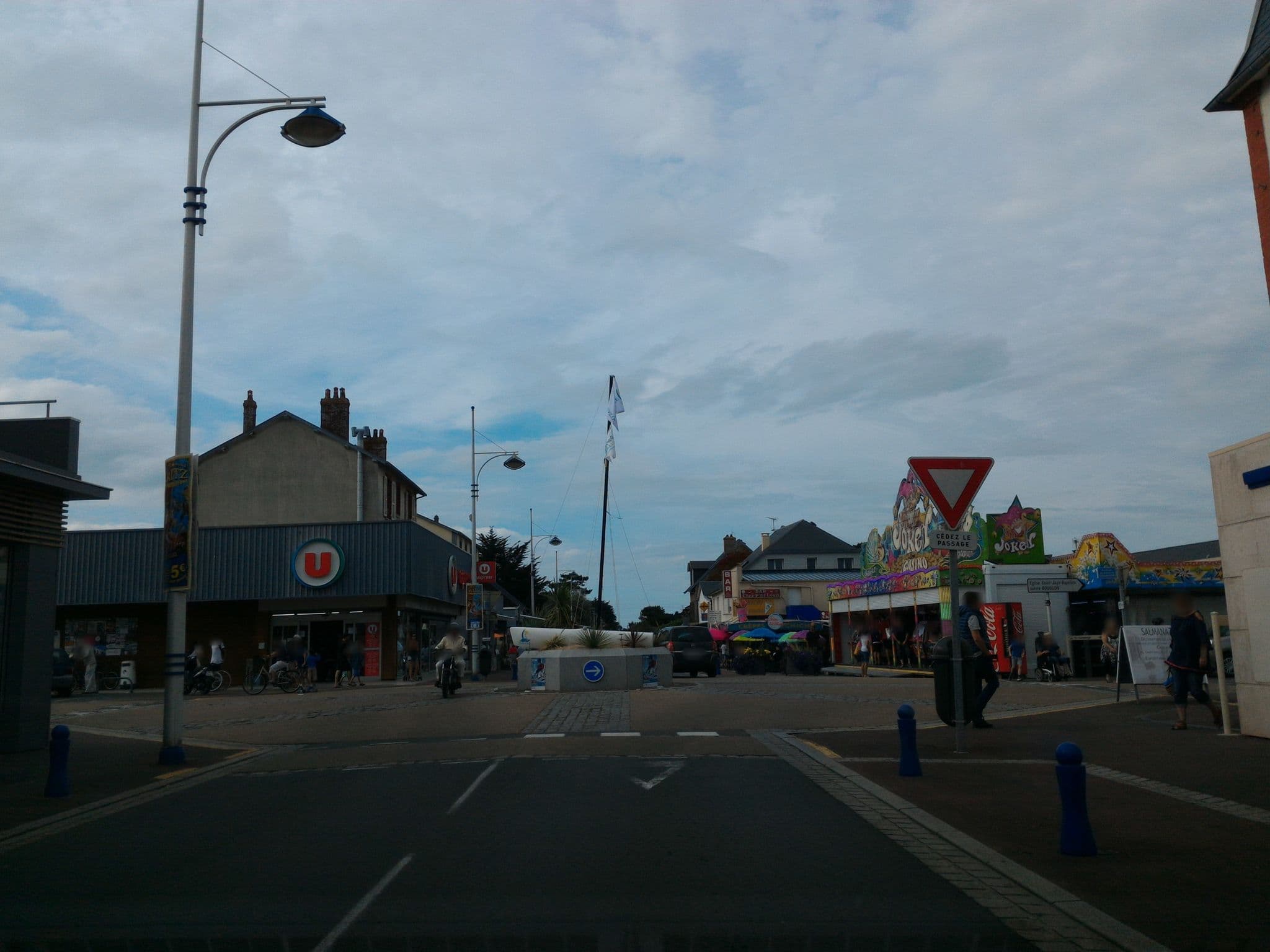 Street view near Gîte de Mer Pozzo, Jullouville — © fgouget (CC BY-SA · Mapillary)