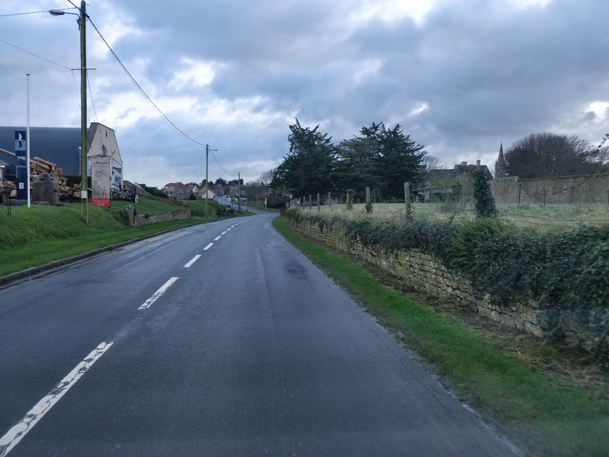 Street view near Route de Grandcamp, Grandcamp-Maisy — © raymond (CC BY-SA · Mapillary)
