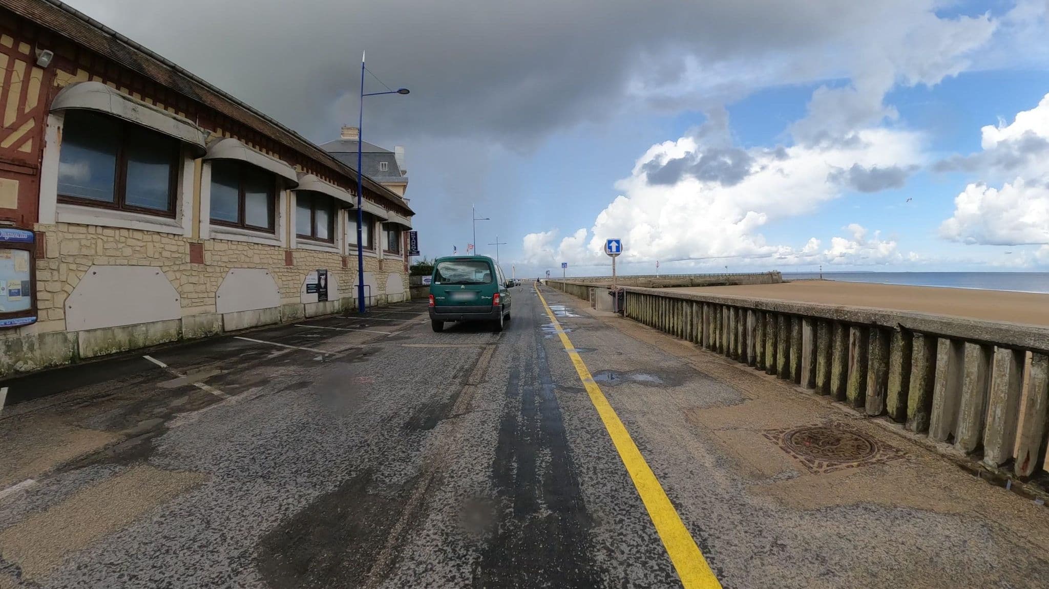 Street view near Hotel Duguesclin, Grandcamp-Maisy — © Nzau (CC BY-SA · Mapillary)