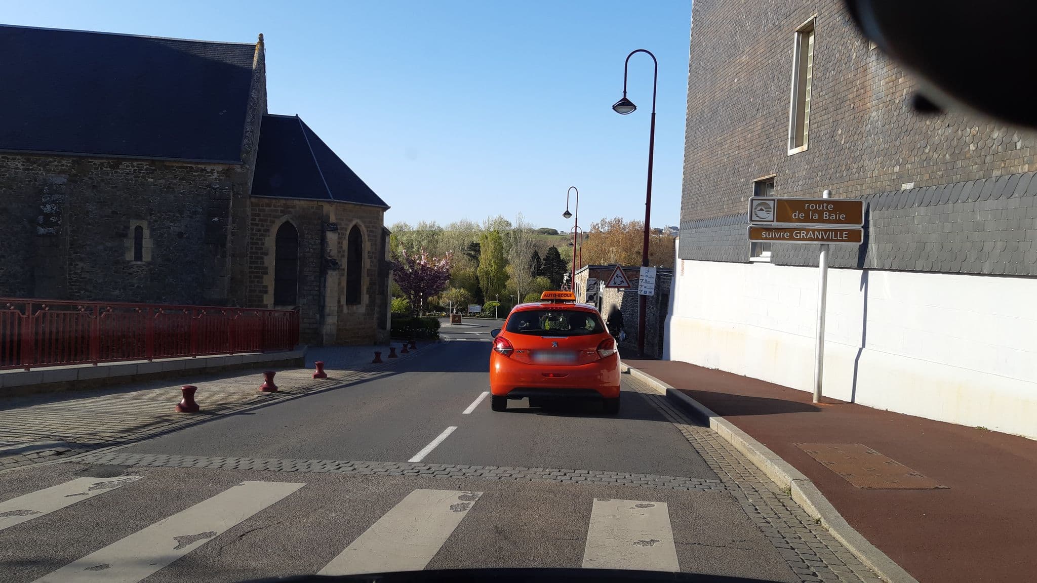 Street view near Villa Bel-Amy, Saint-Pair-sur-Mer — © geo50 (CC BY-SA · Mapillary)