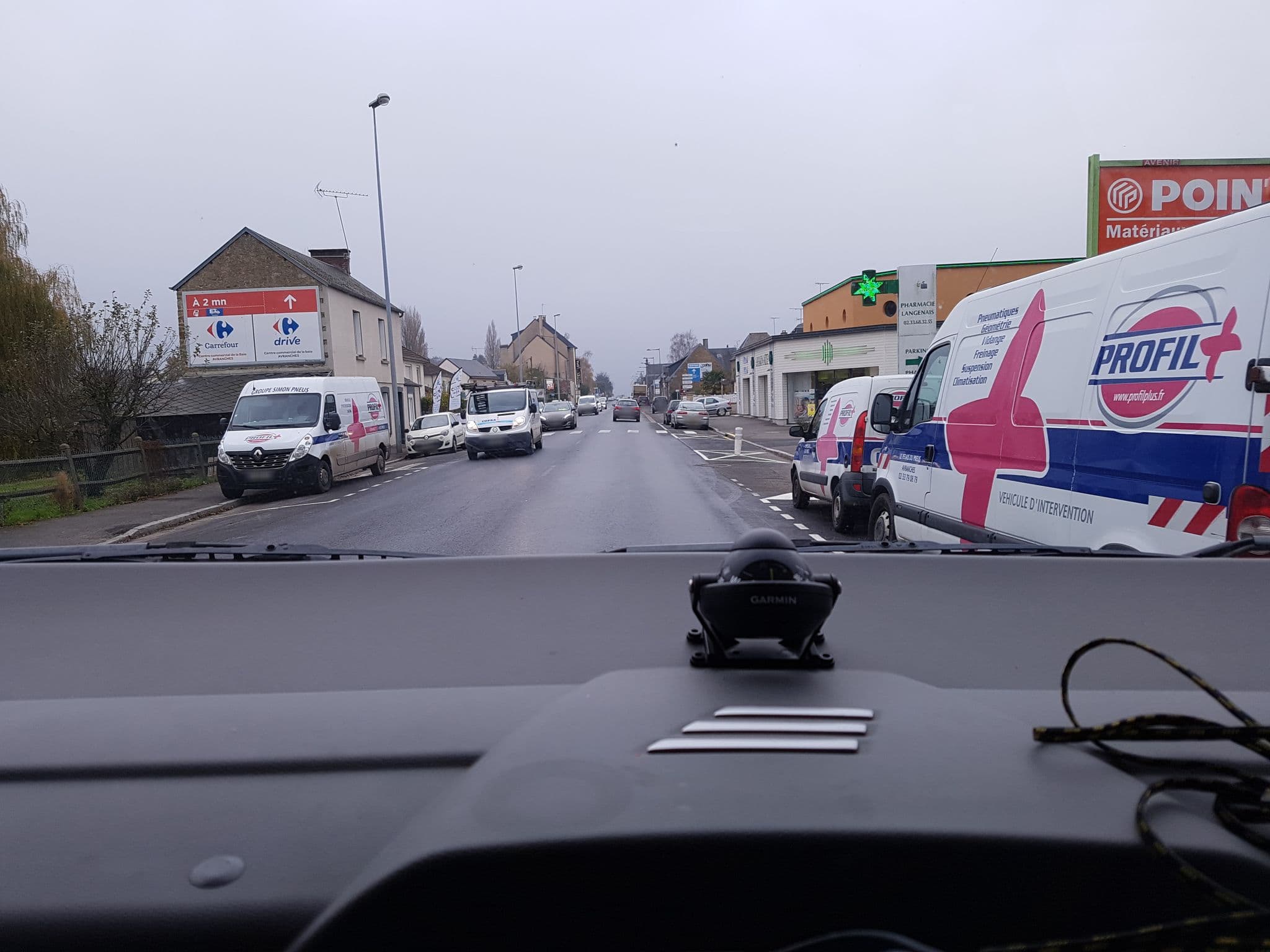 Street view near B&B Avranches, Avranches — © bernardvoyageur (CC BY-SA · Mapillary)