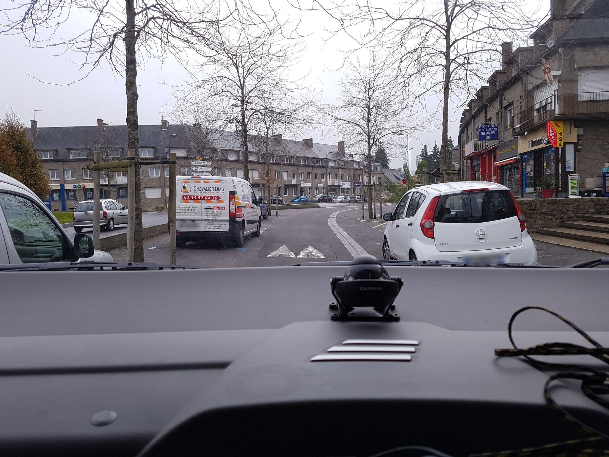 Street view near Selectour - Voyages Farouault, Avranches — © bernardvoyageur (CC BY-SA · Mapillary)