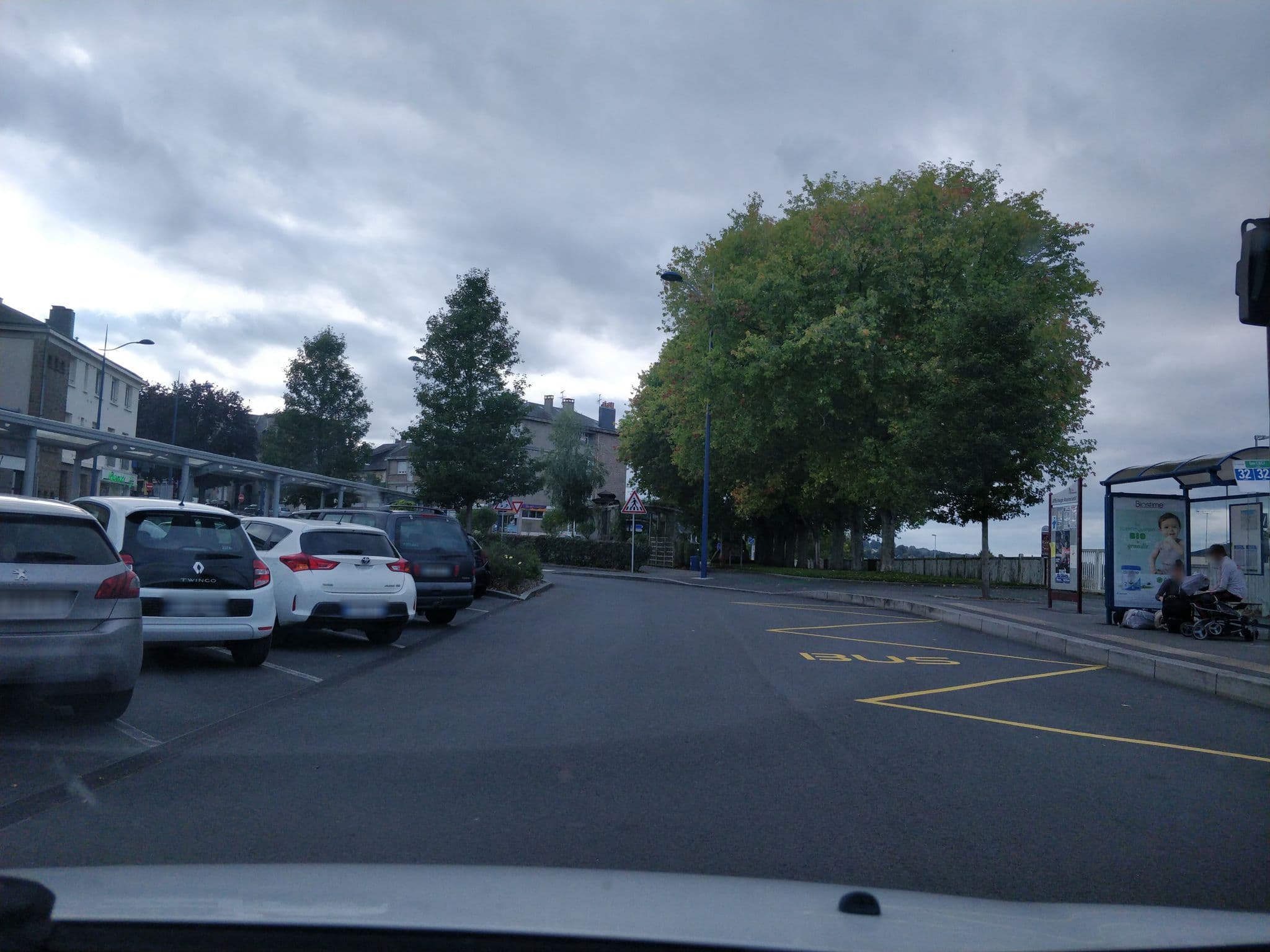 Street view near Levavasseur Benoit, Vire — © mgageo (CC BY-SA · Mapillary)