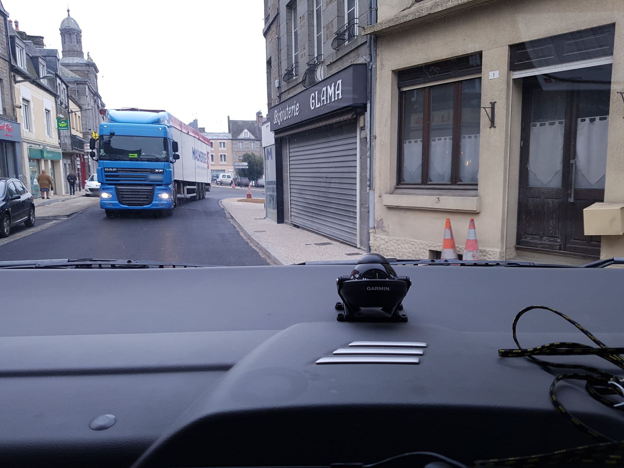 Street view near Gîte d'étape du Petit Celland à Brécey, Brécey — © bernardvoyageur (CC BY-SA · Mapillary)