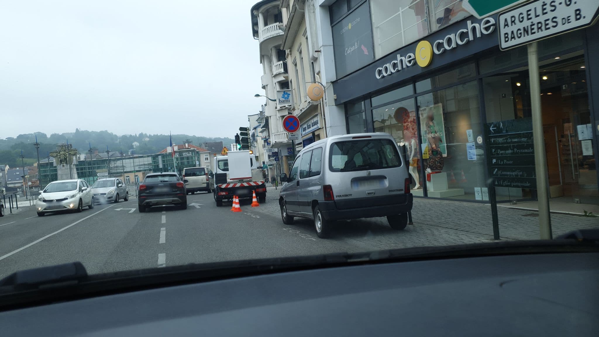 Street view near Hôtel Soleil le Mariale, Lourdes — © bohairejjc (CC BY-SA · Mapillary)