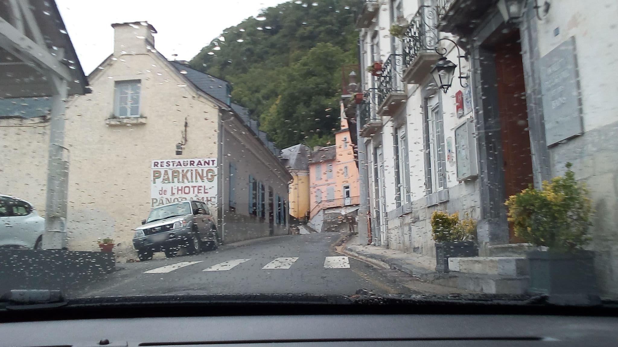 Street view near Hotel Panoramic Et Des Bains Luz-Saint-Sauveur, Luz-Saint-Sauveur — © atabaraud (CC BY-SA · Mapillary)