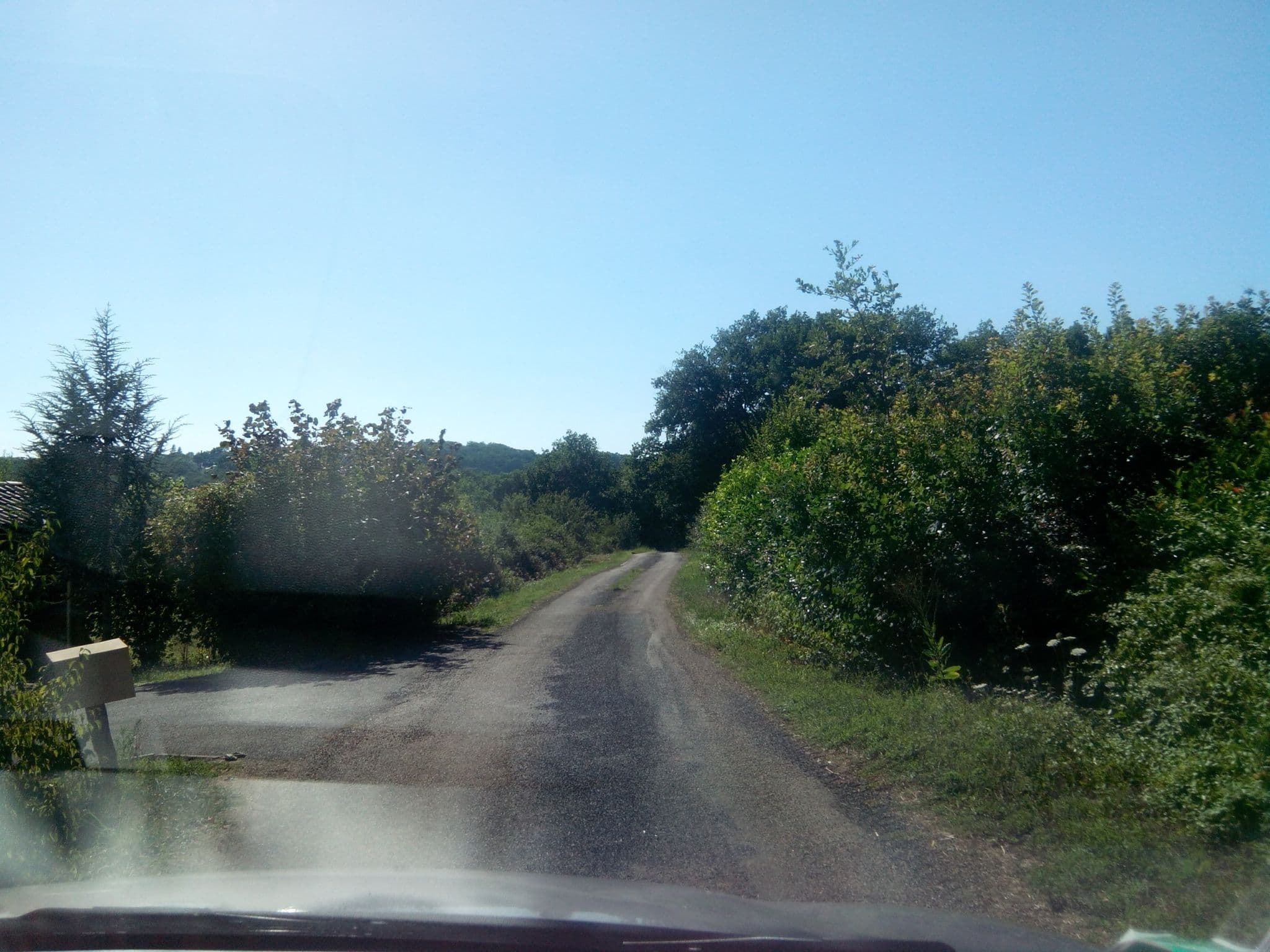 Street view near L'Echappée Belle, Meyssac — © alainproviste (CC BY-SA · Mapillary)