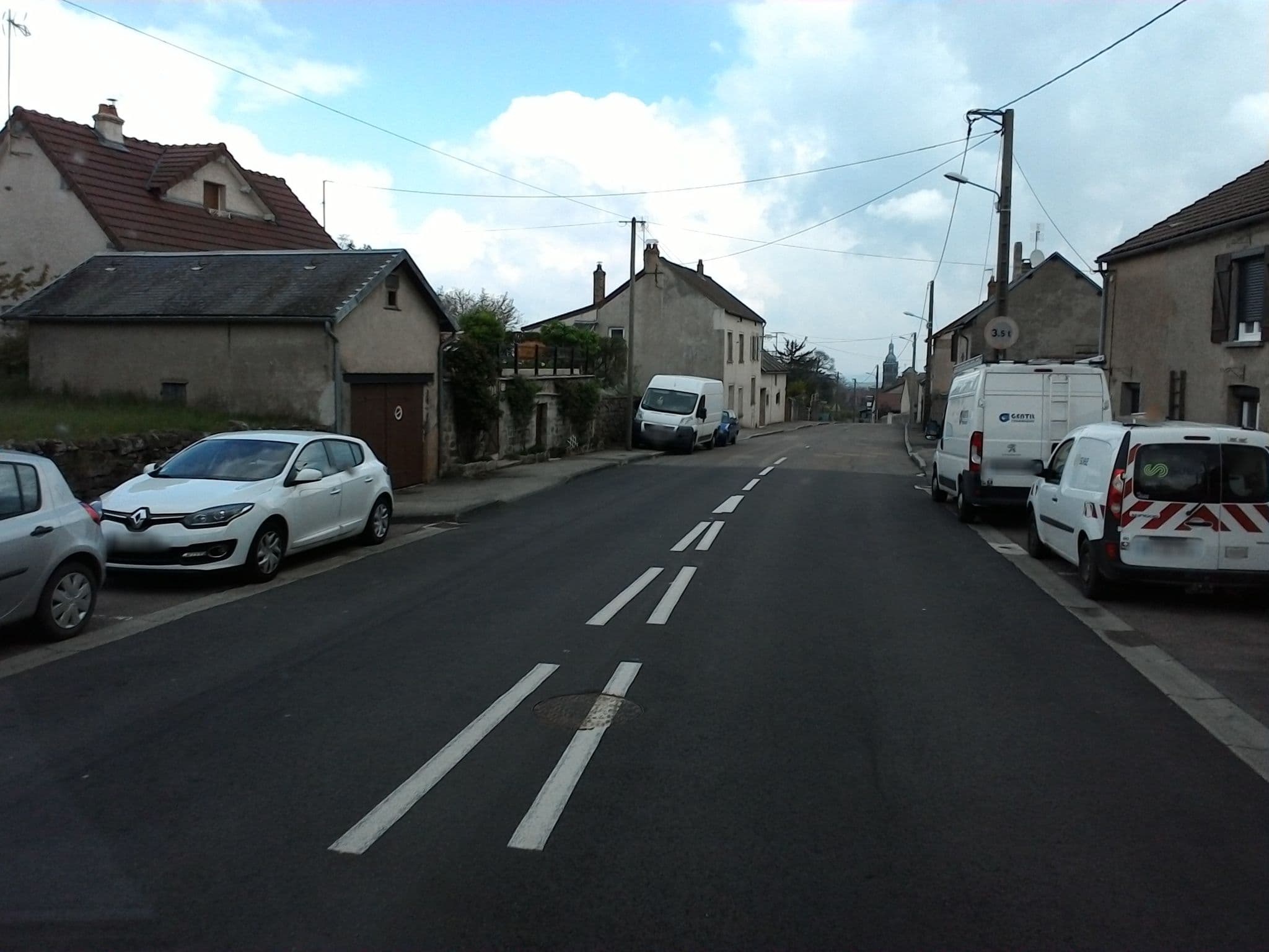 Street view near Aux Quatre Vents, Saulieu — © mprins (CC BY-SA · Mapillary)